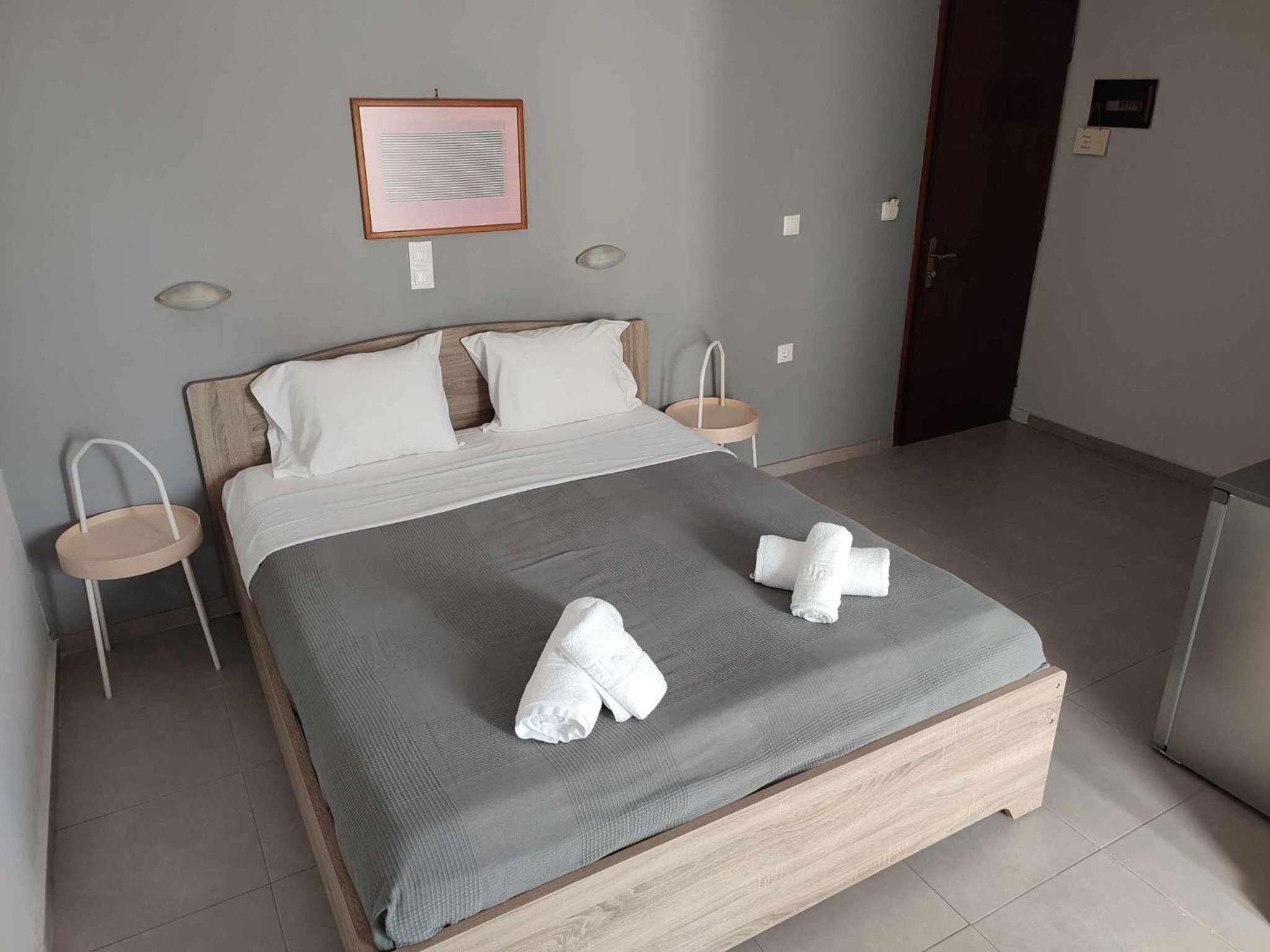 Large Double or Twin Room photo 2