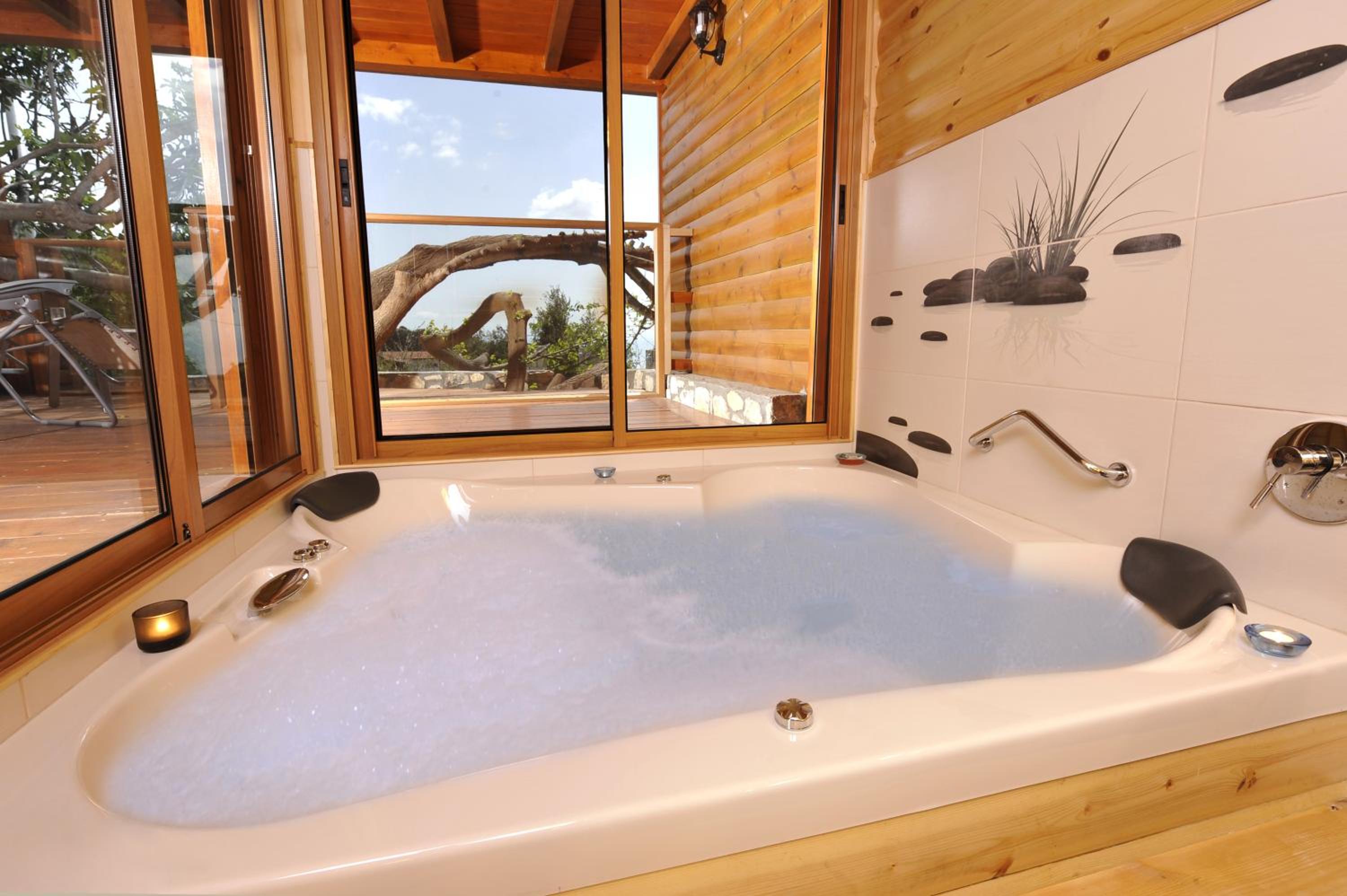 Suite with Spa Bath (Etz Hatut) - Photo 3