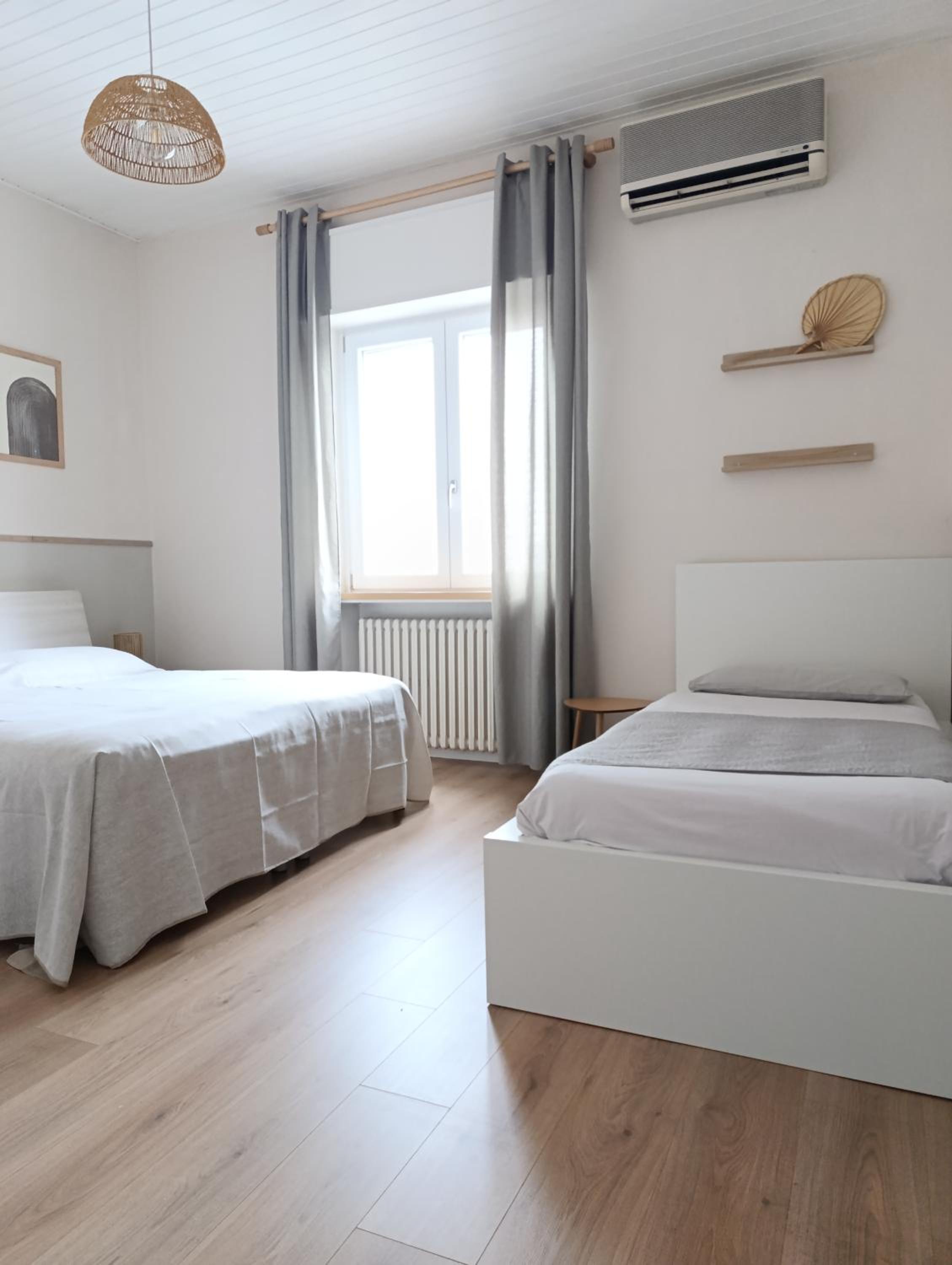 Two-Bedroom Apartment - Photo 8