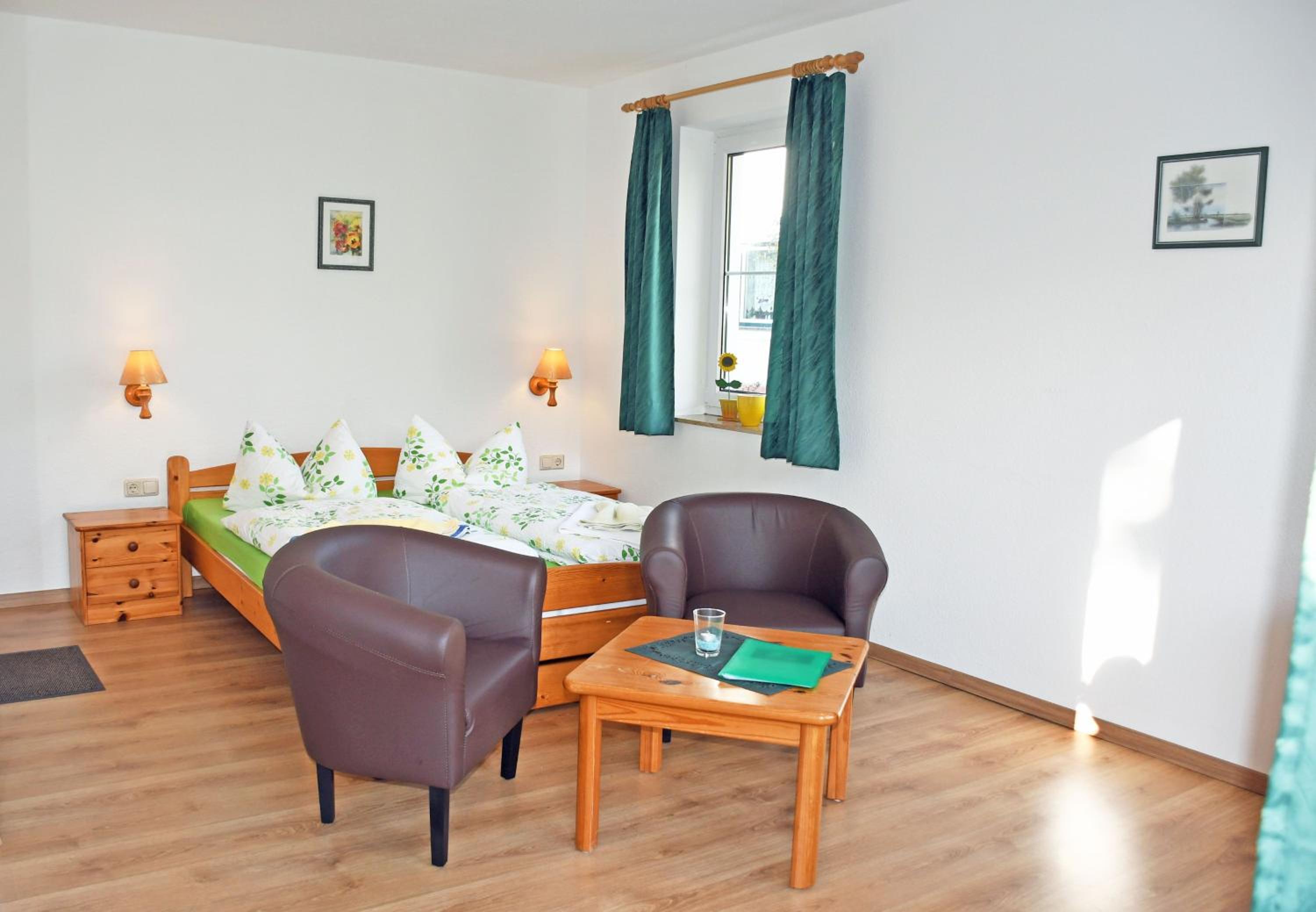 Double or Twin Room with Terrace