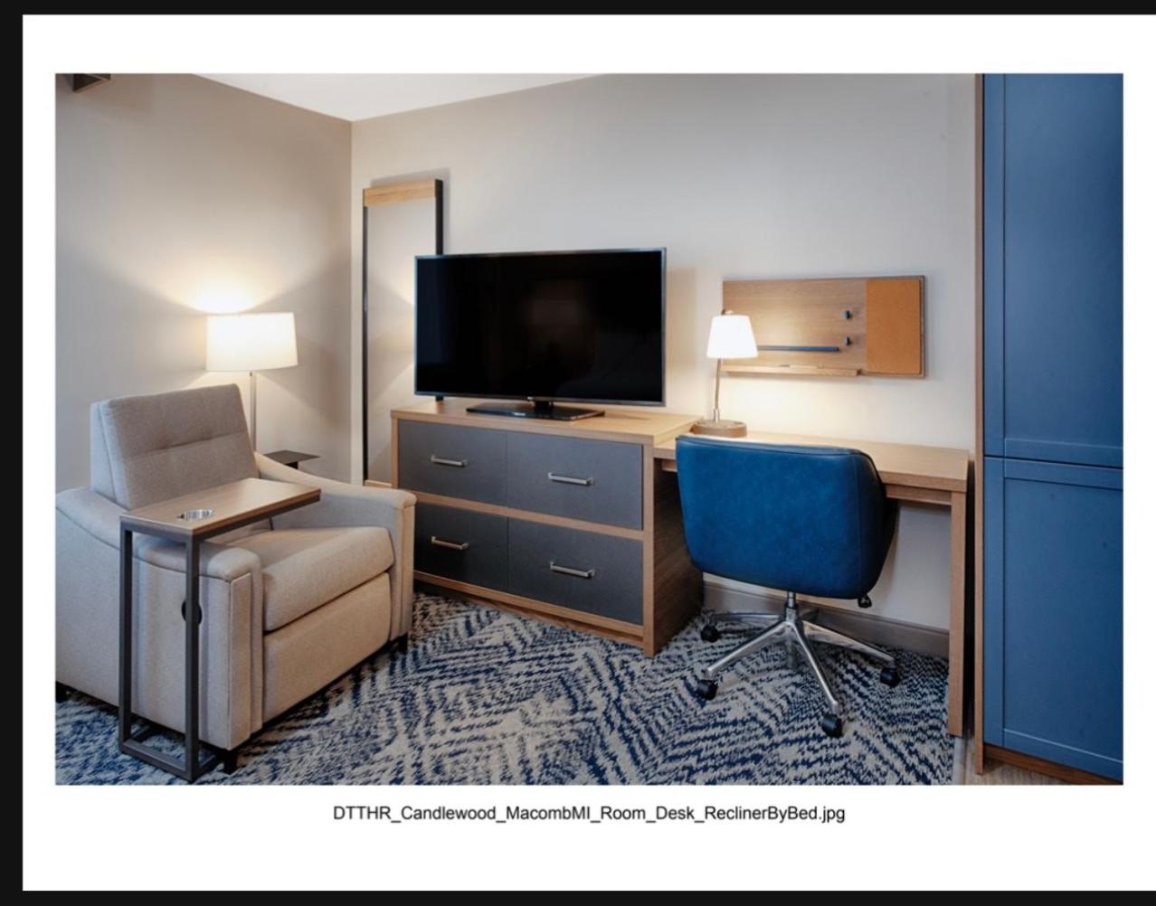 Studio Suite with Two Queen Beds - Photo 1