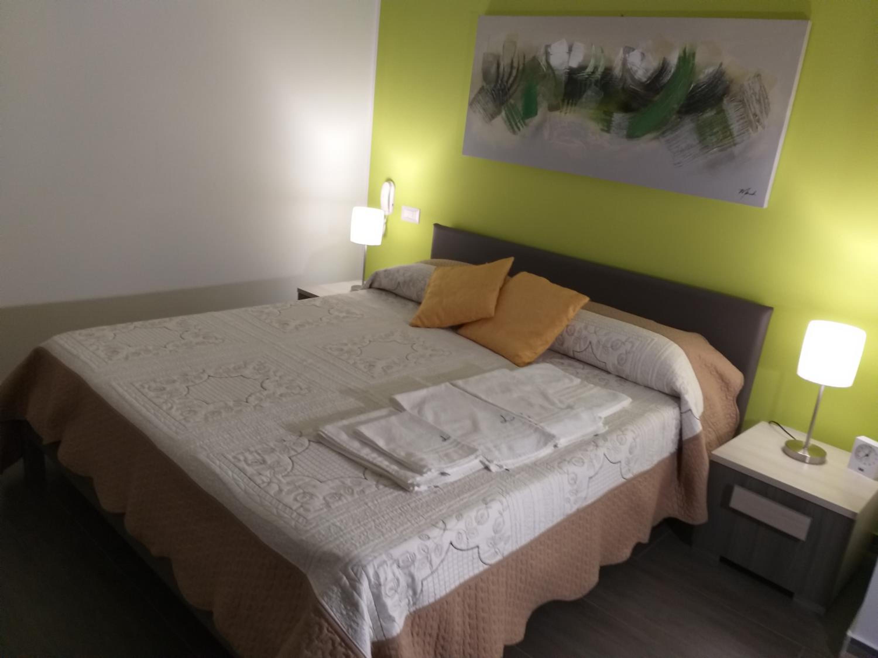 Three-Bedroom House - Photo 6
