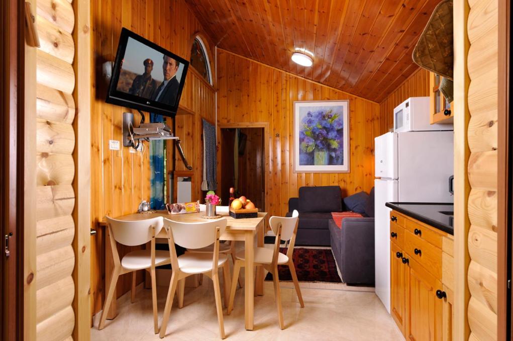 Suite with Garden View (Habeer Haksuma) - Photo 3