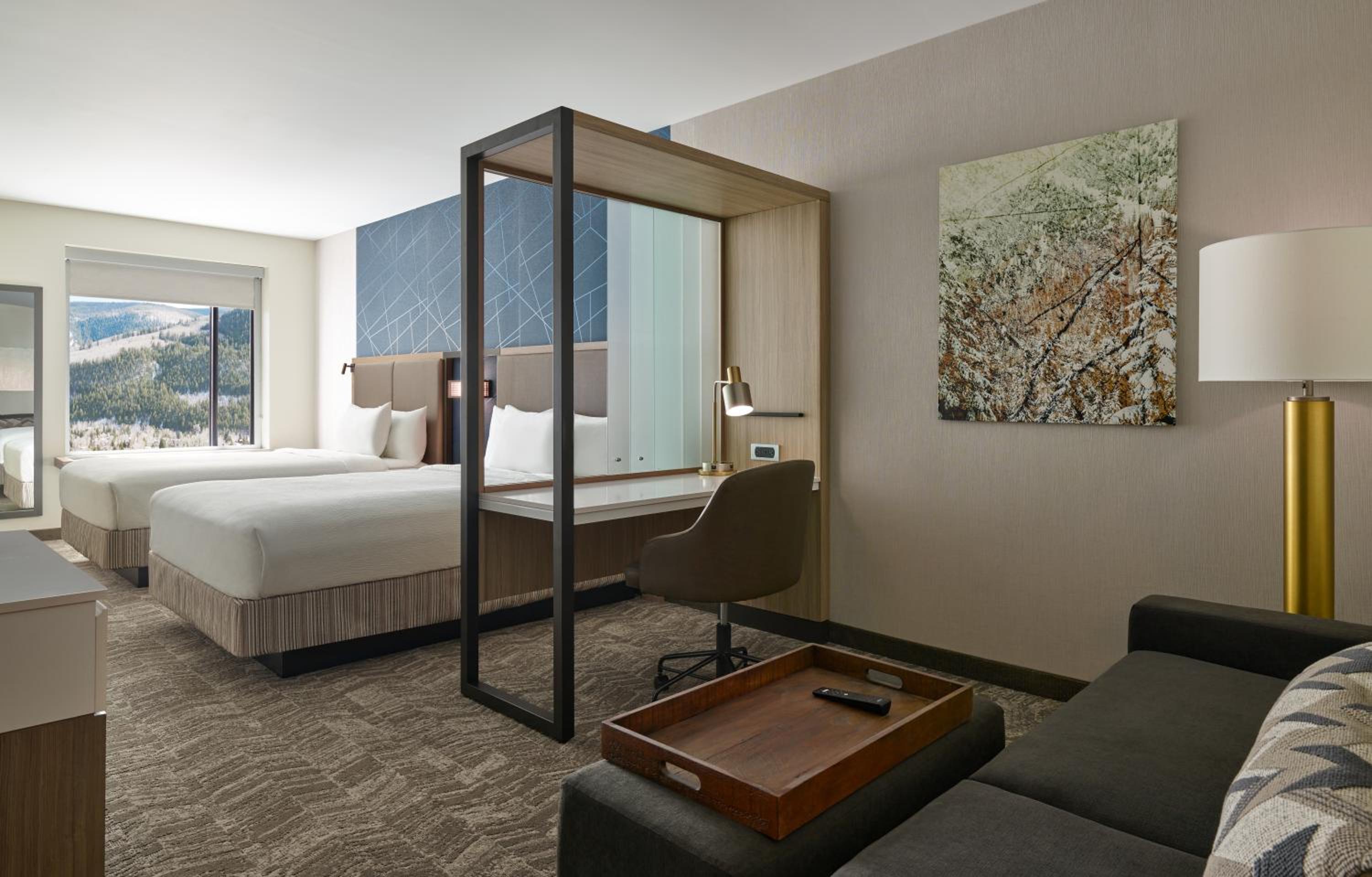 Queen Suite with Sofa Bed and Mountain View - Top Floor photo 1