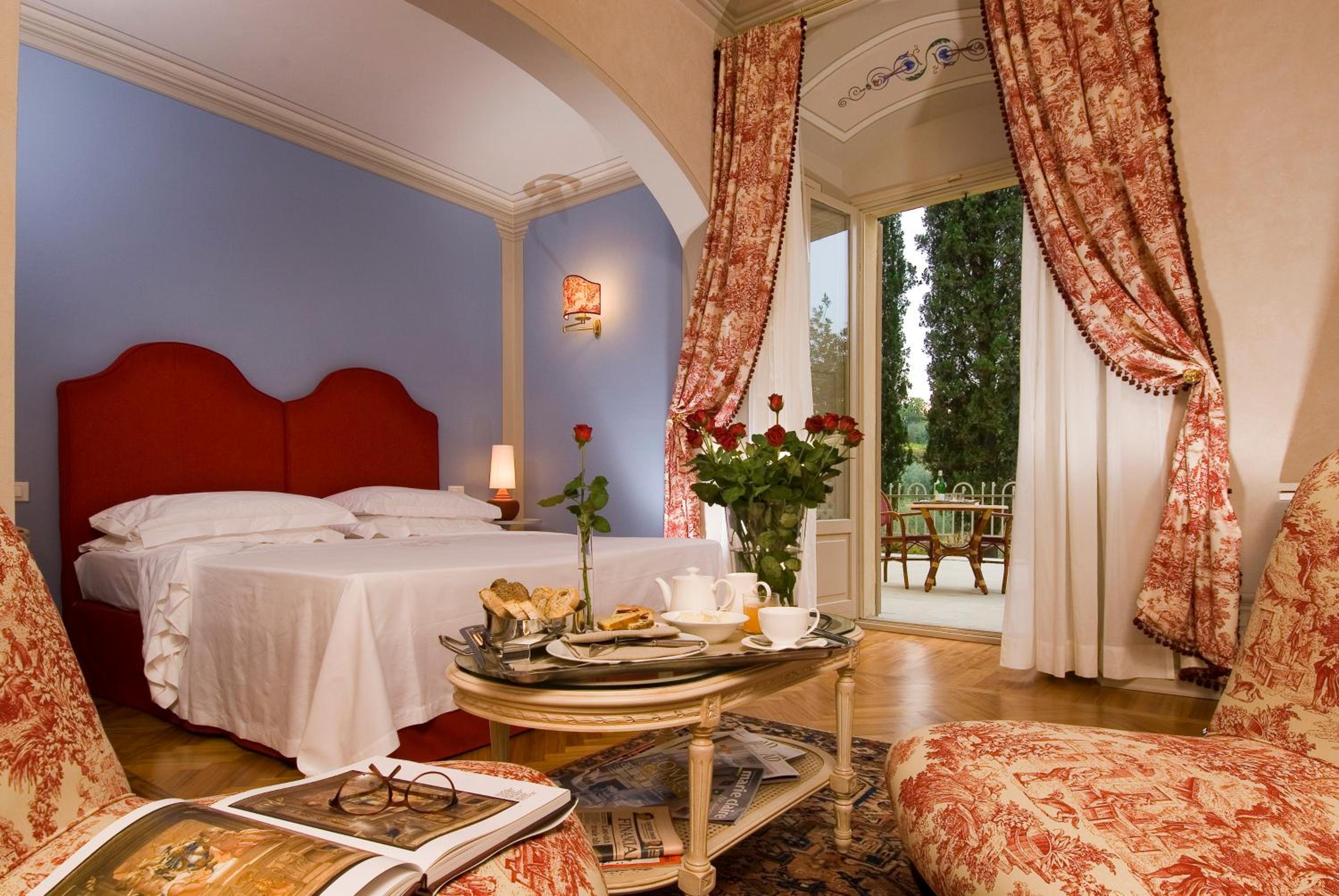 Junior Suite (2 Adults) - Photo 1