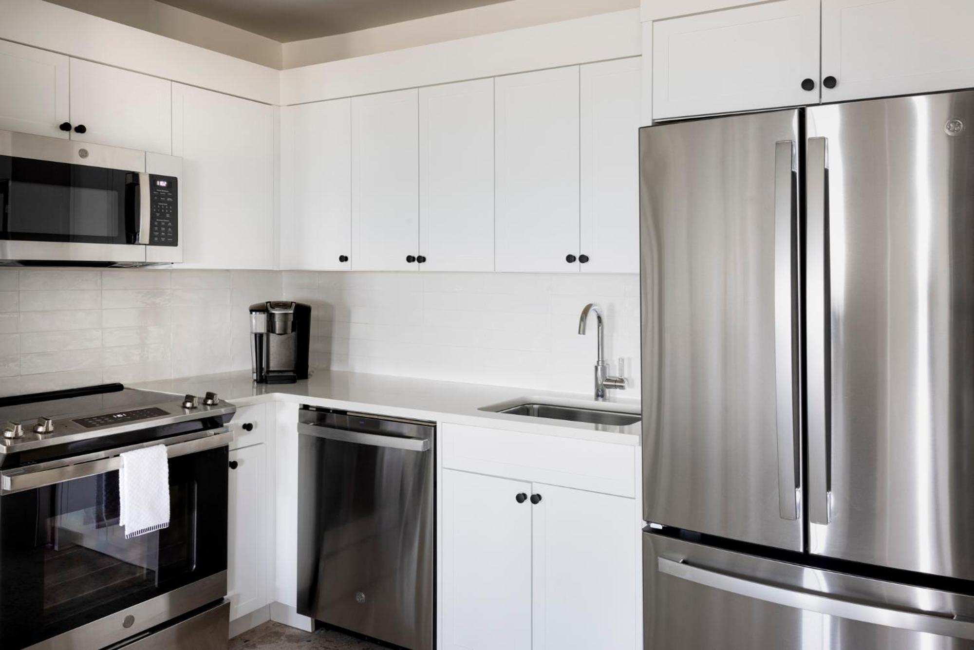 Three-Bedroom Apartment with Ocean View photo 3
