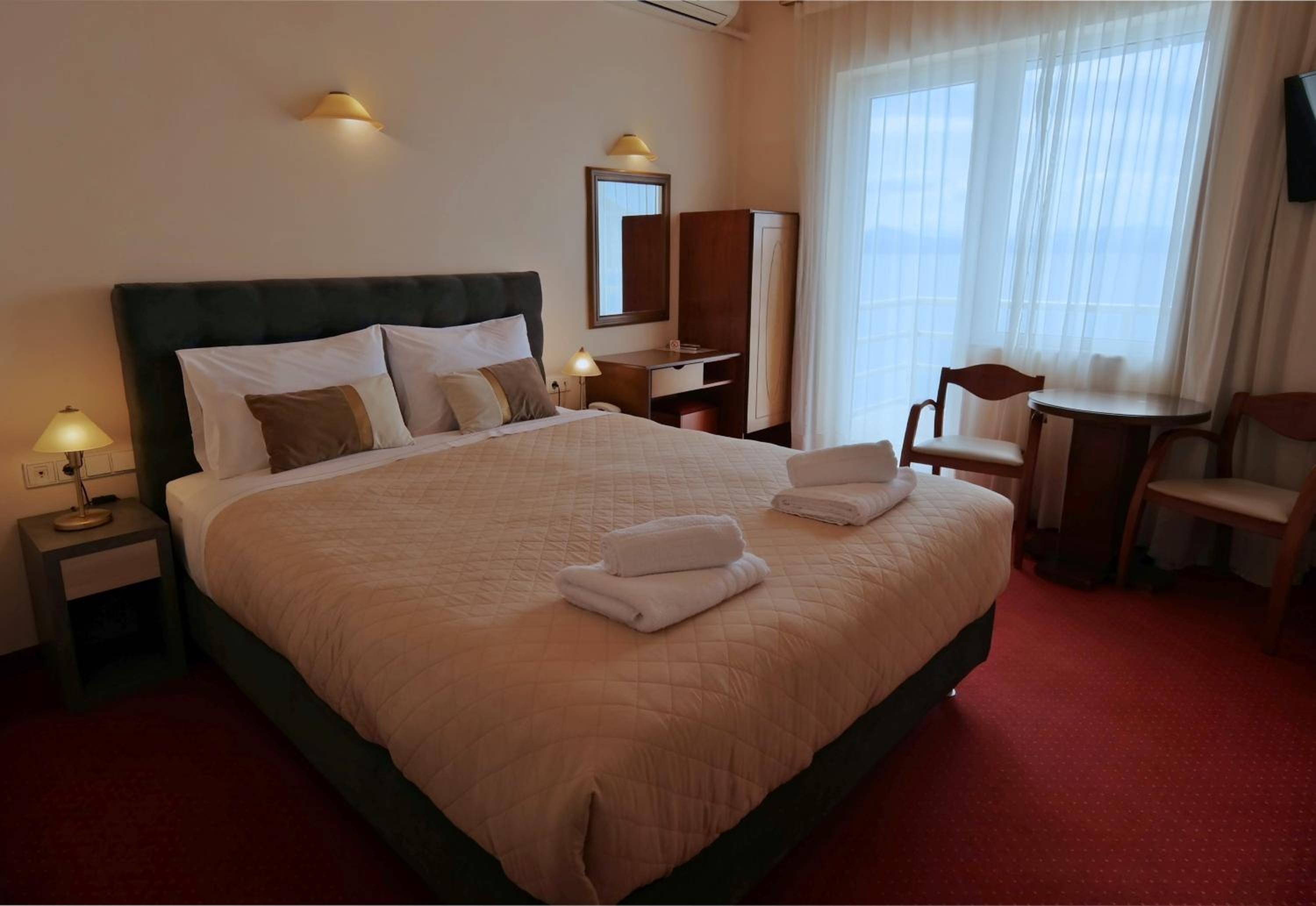 Superior Double or Twin Room with Sea View - Photo 4