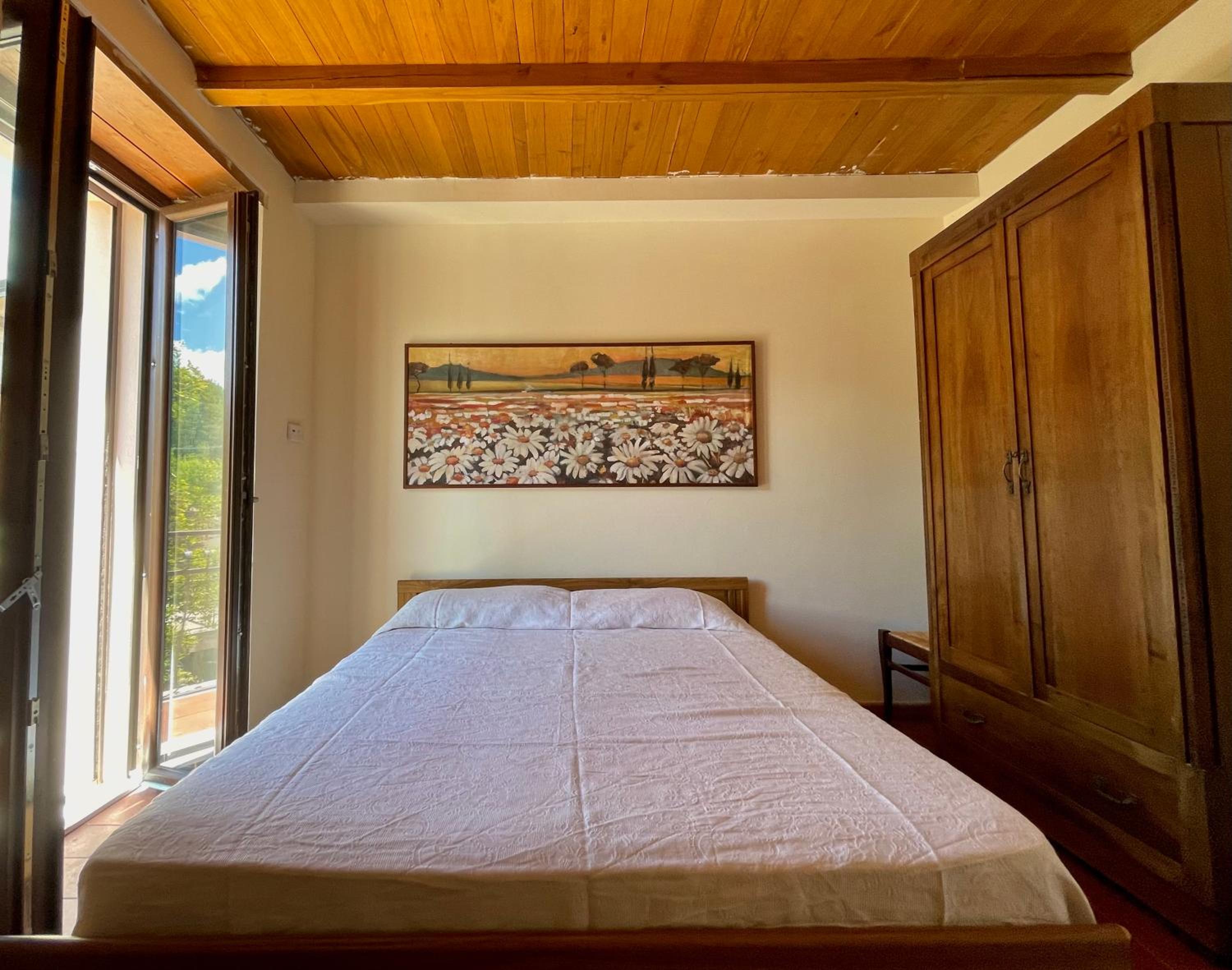 Two-Bedroom House photo 3
