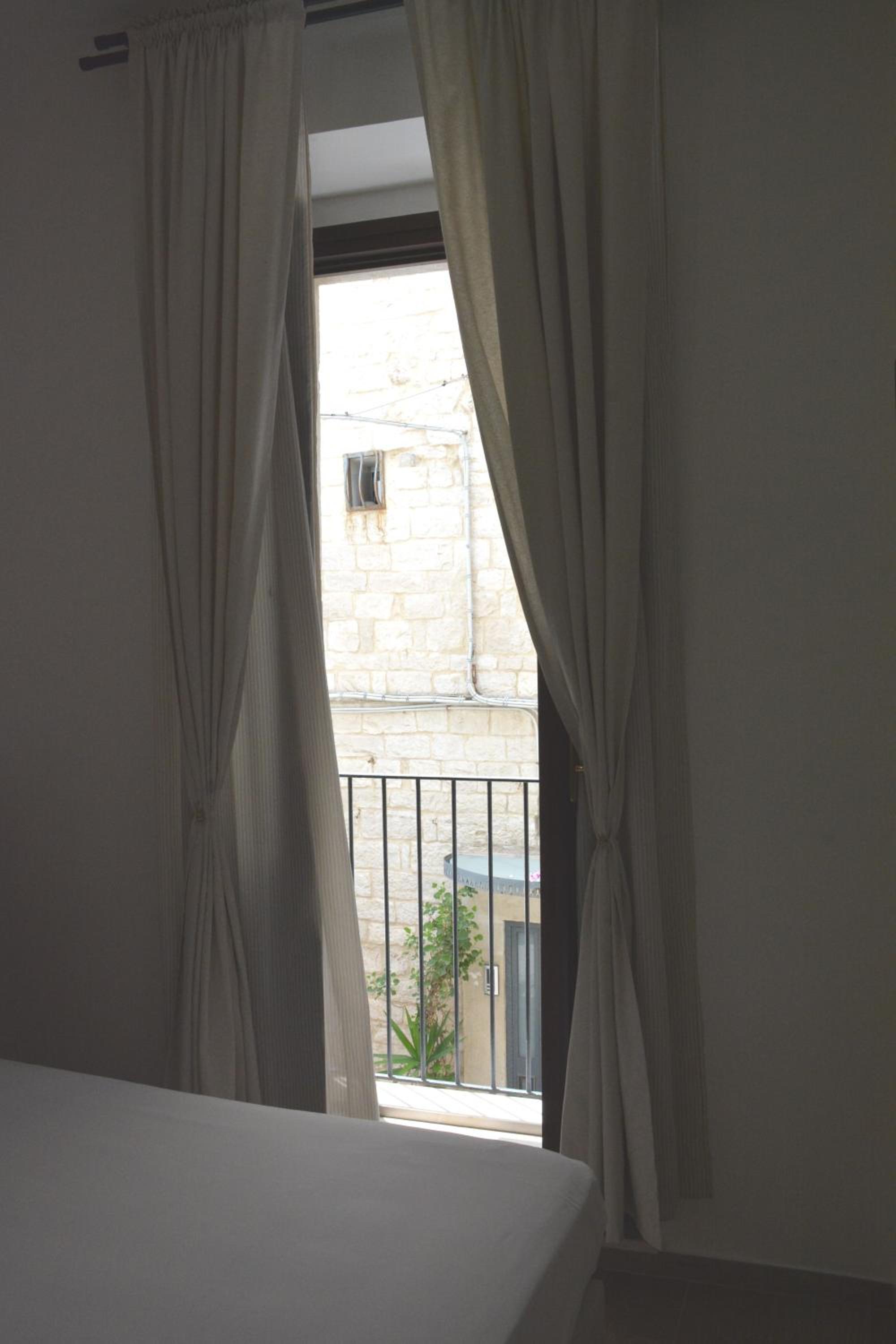 Double Room with Balcony photo 2
