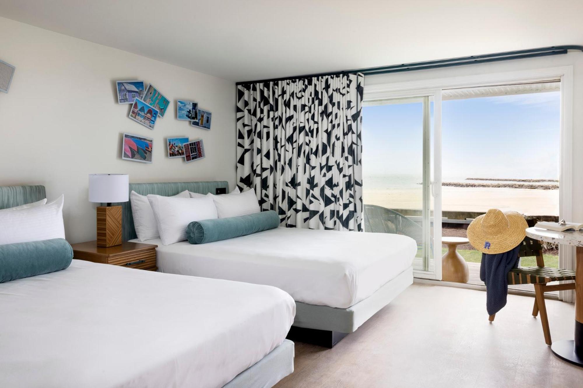 Quadruple Room With Sea View - Photo 1