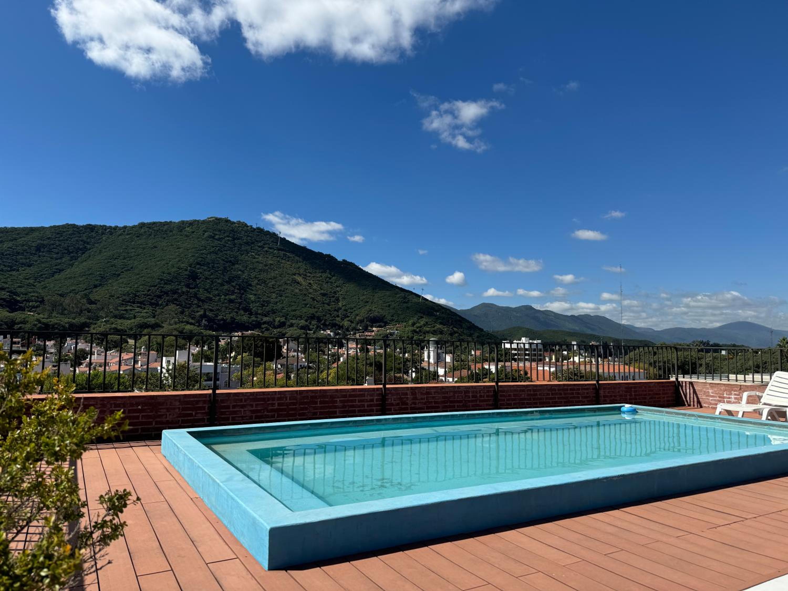 Two-Bedroom Apartment with Mountain View photo 2