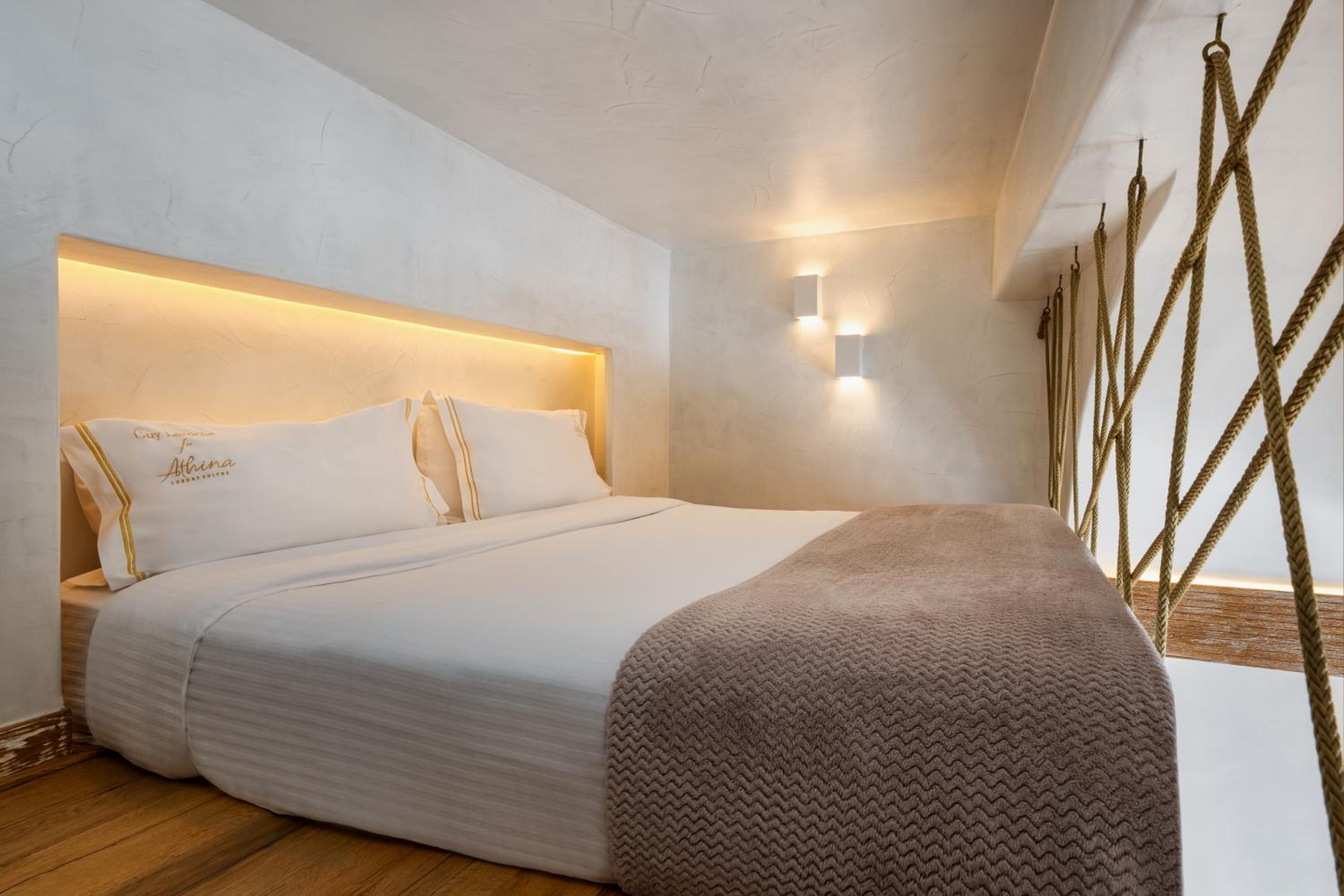 Master Loft Suite with Caldera View - Photo 2
