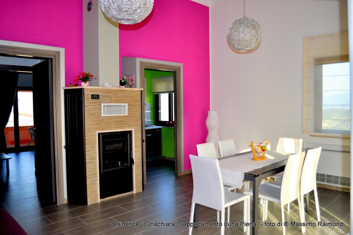 Two-Bedroom House - Photo 18