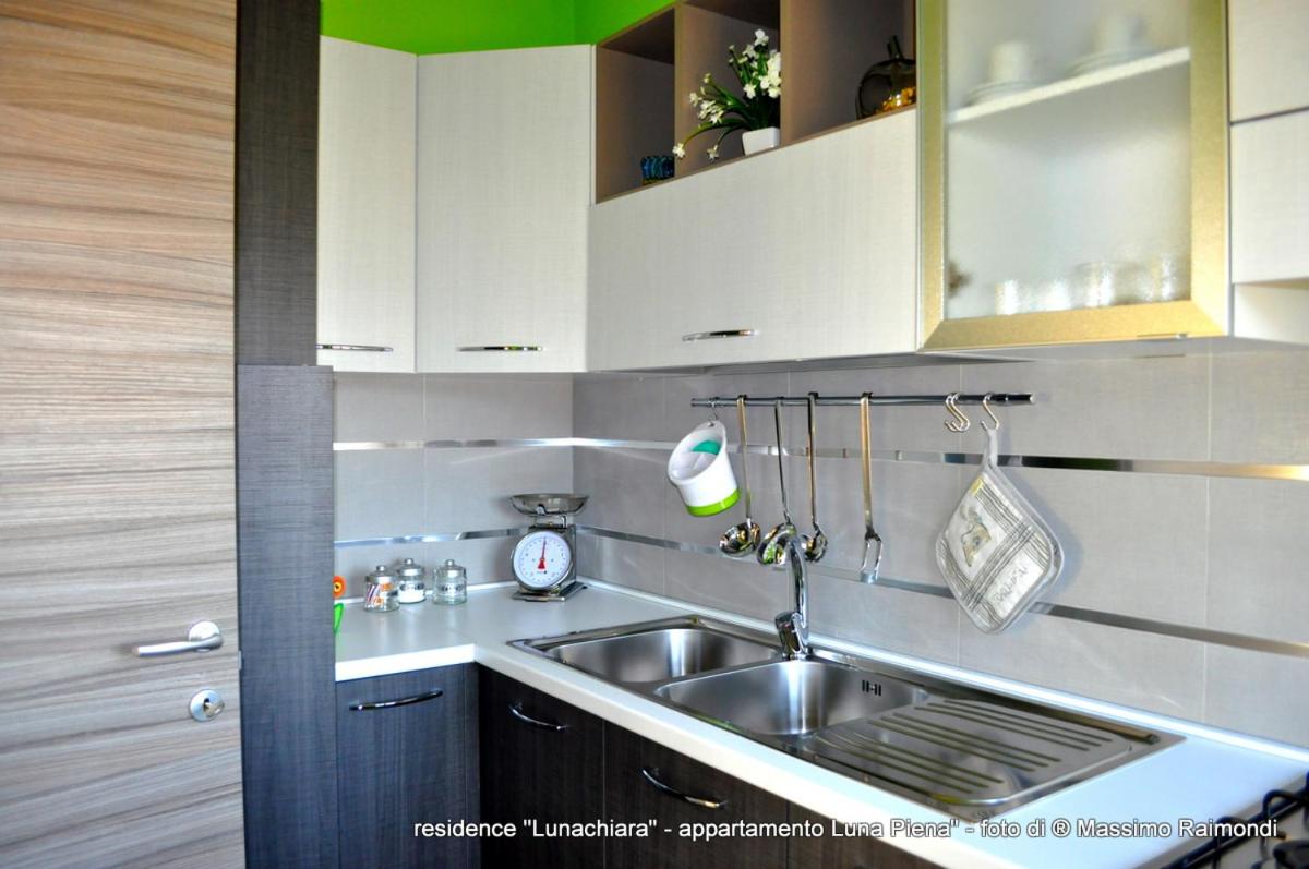 Two-Bedroom House - Photo 3