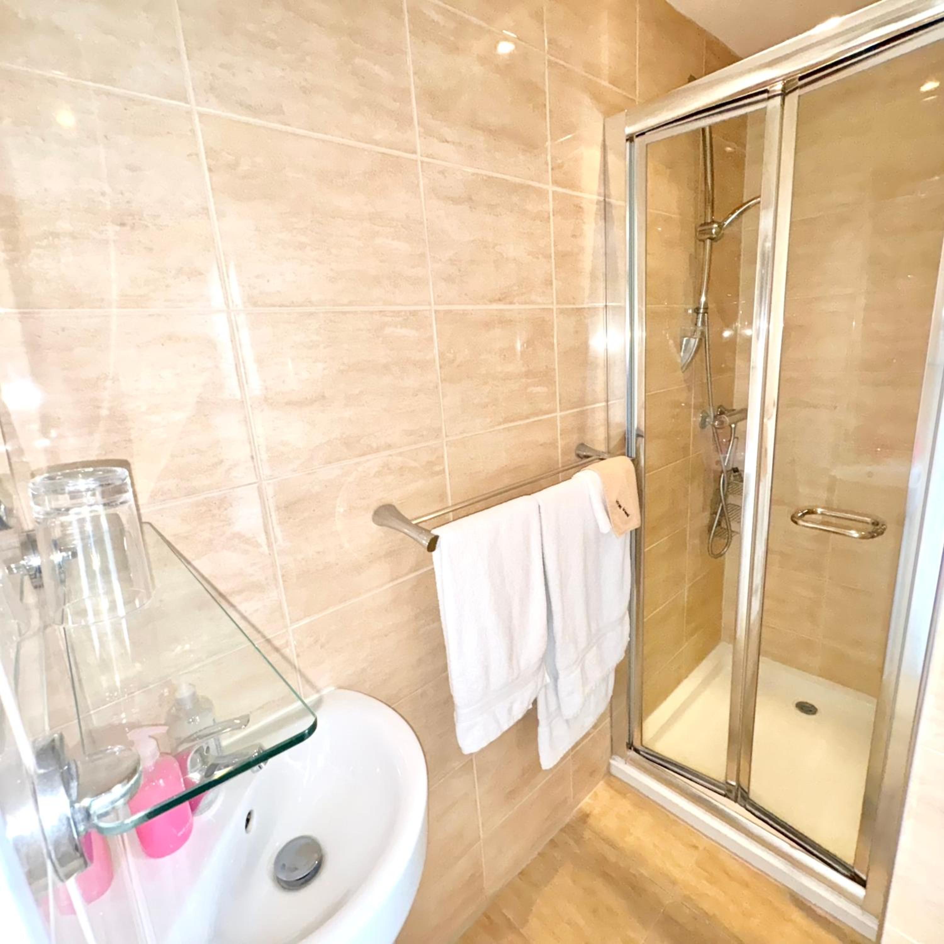 Small Double Room photo 2