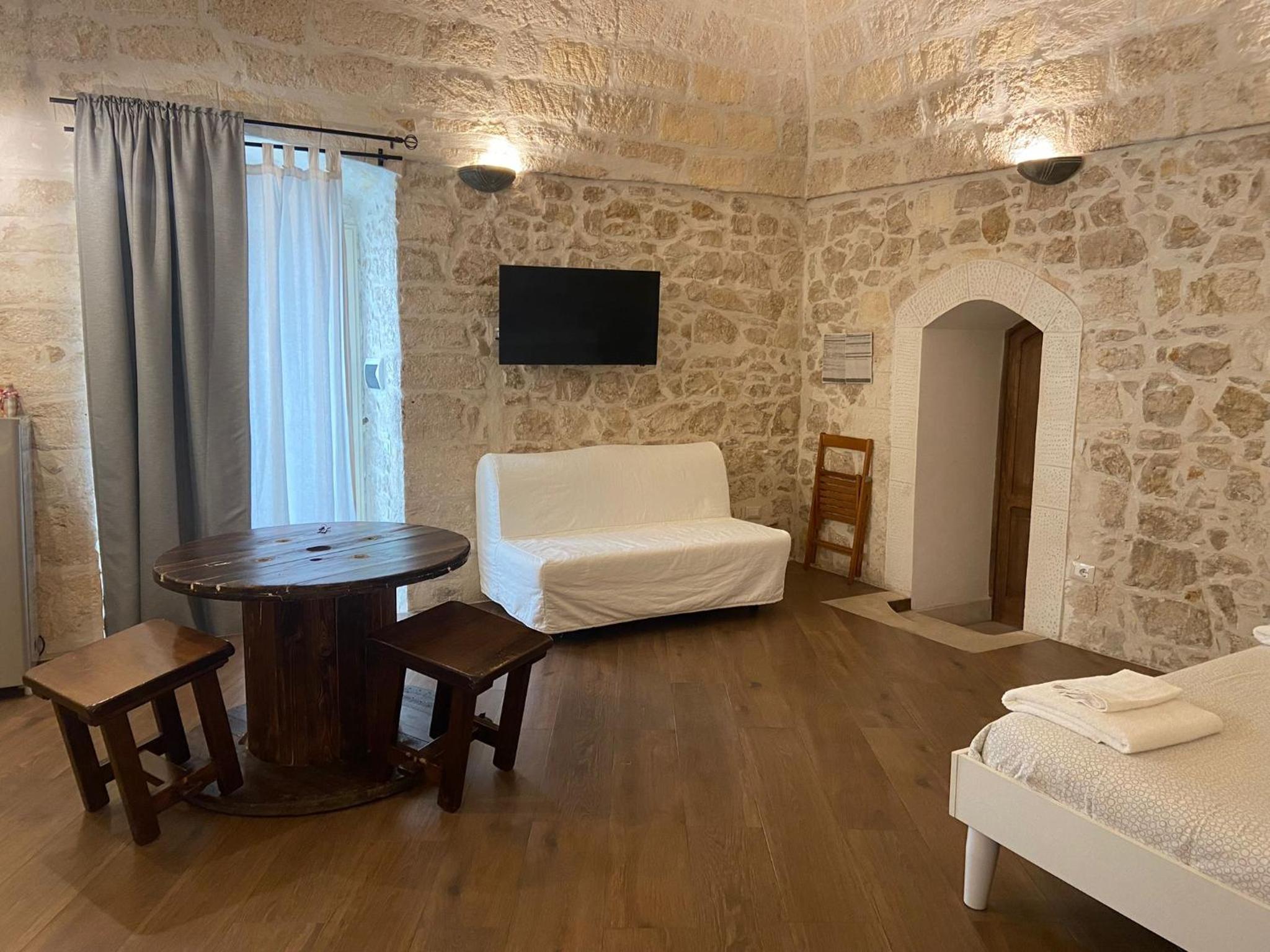 Double Room with Private Bathroom photo 2
