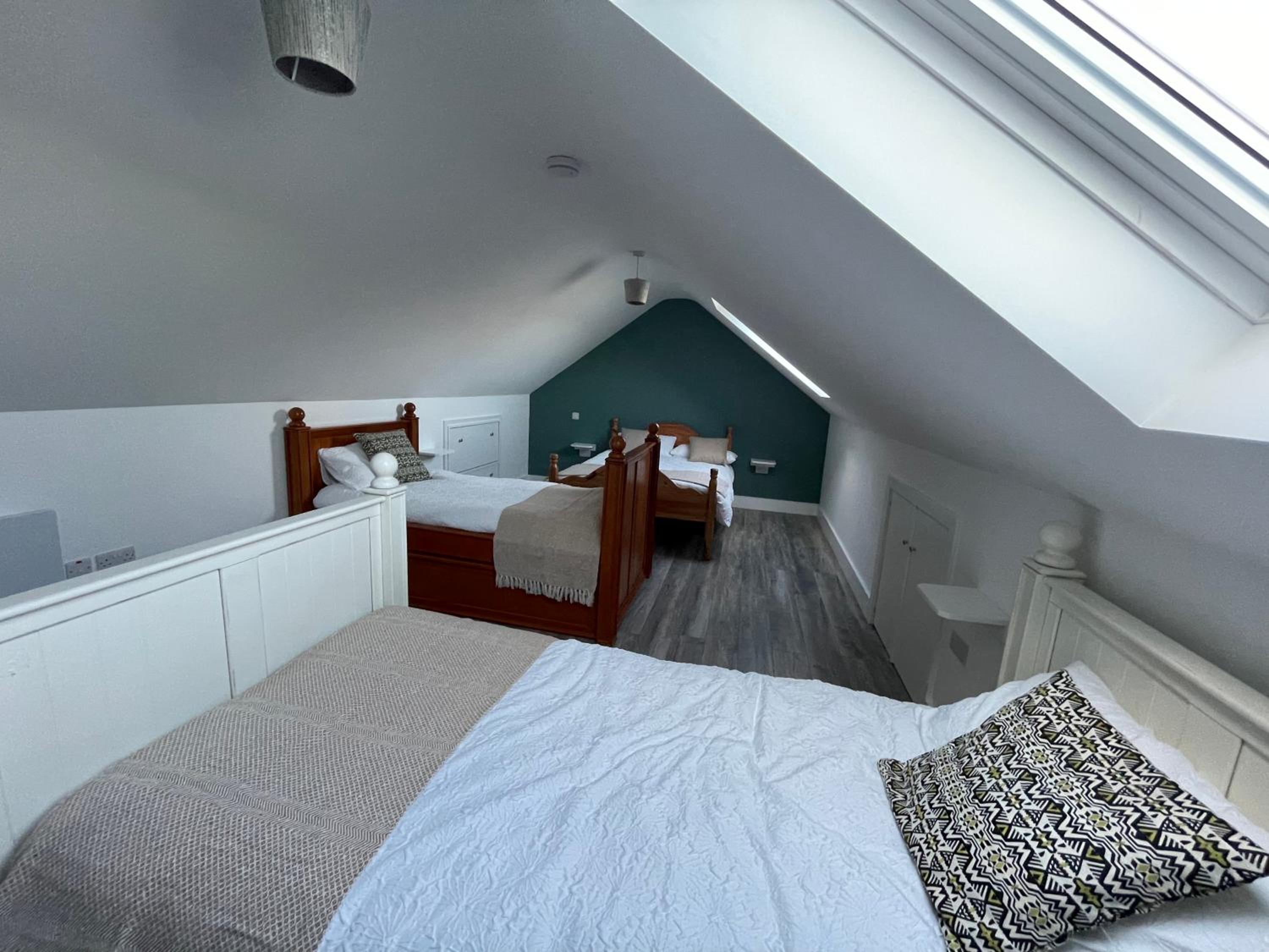 One-Bedroom House photo 1