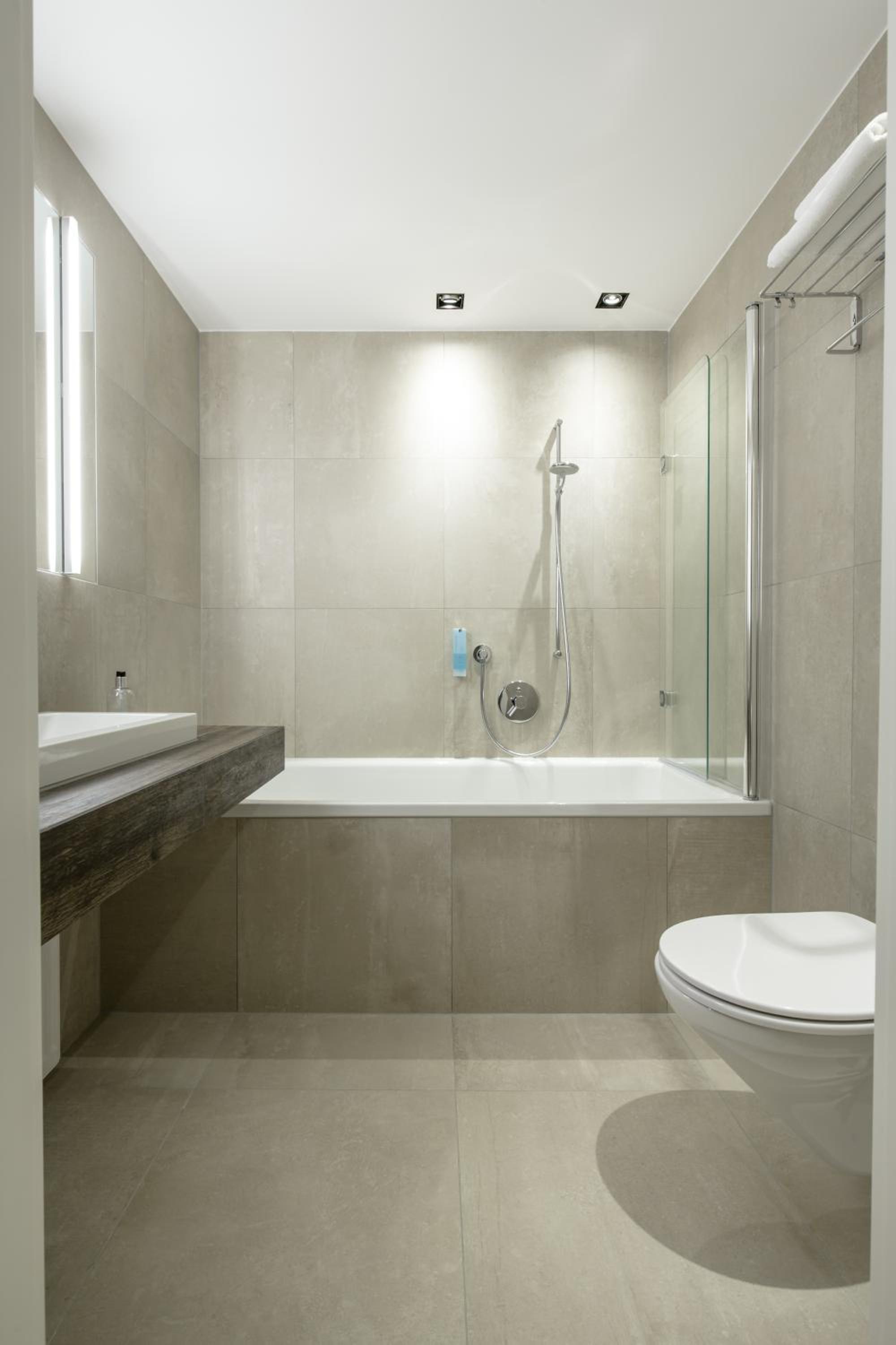 Double Room - Photo 5