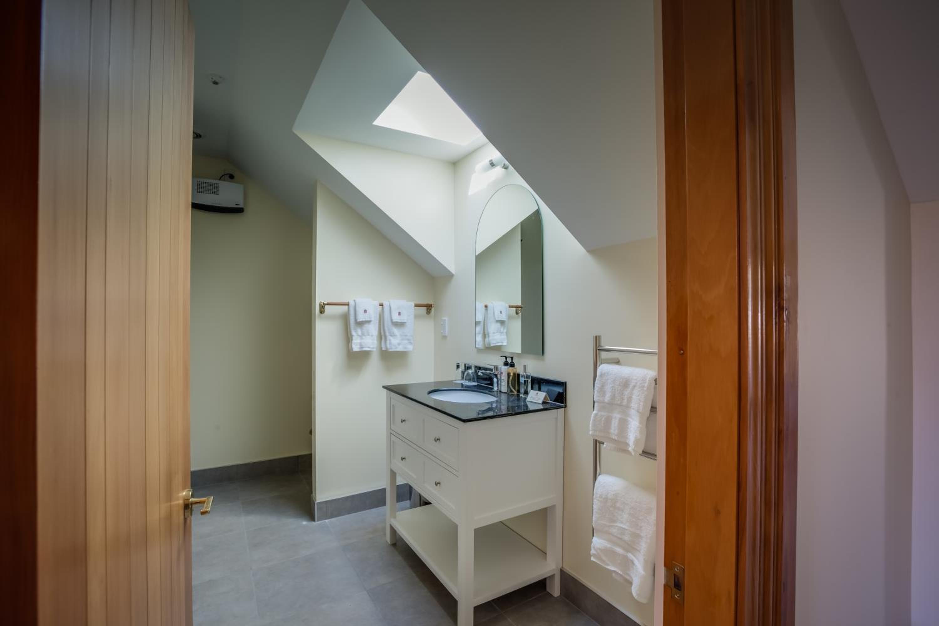 Garden Double or Twin Room - Photo 13