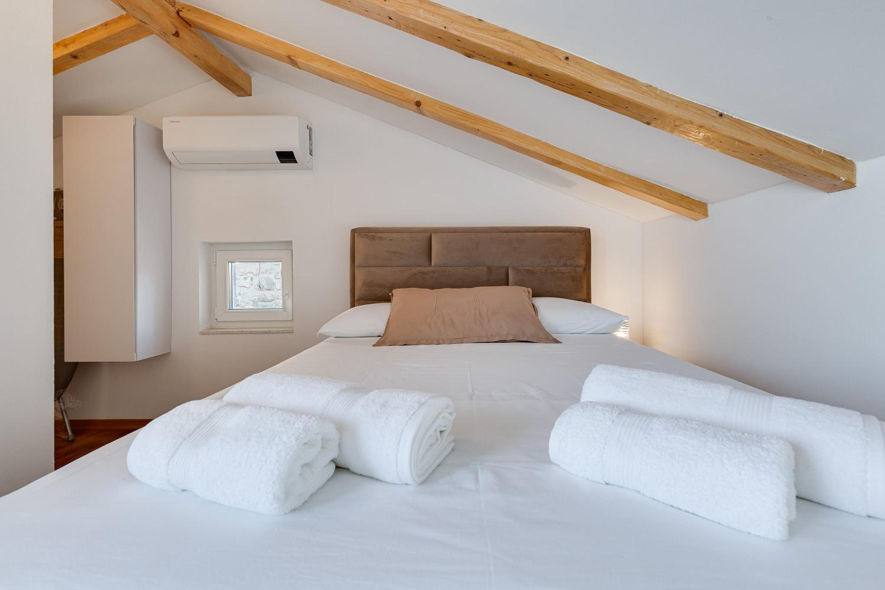 Villa with Sea View photo 1