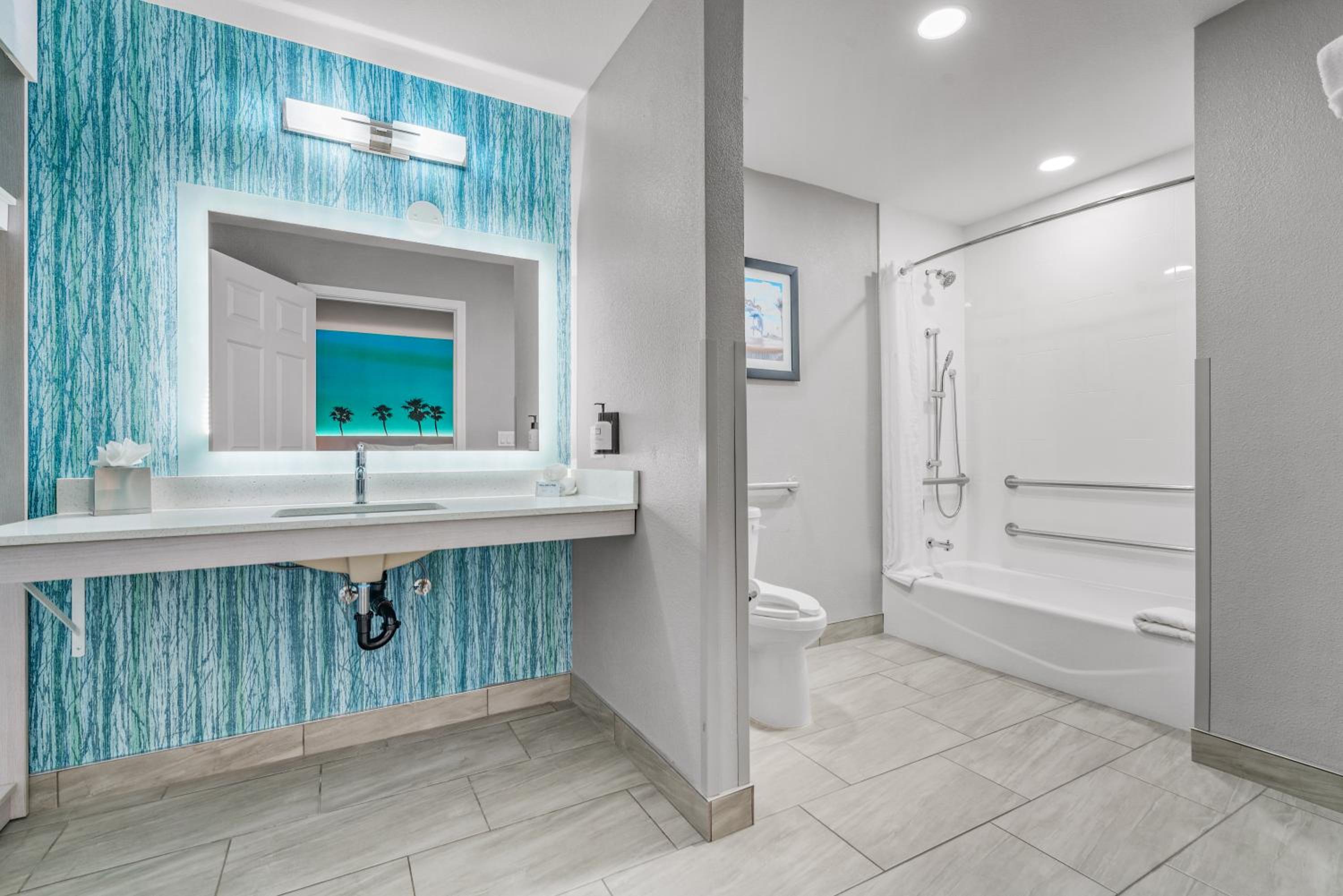 King Room - Disability Access - Photo 3