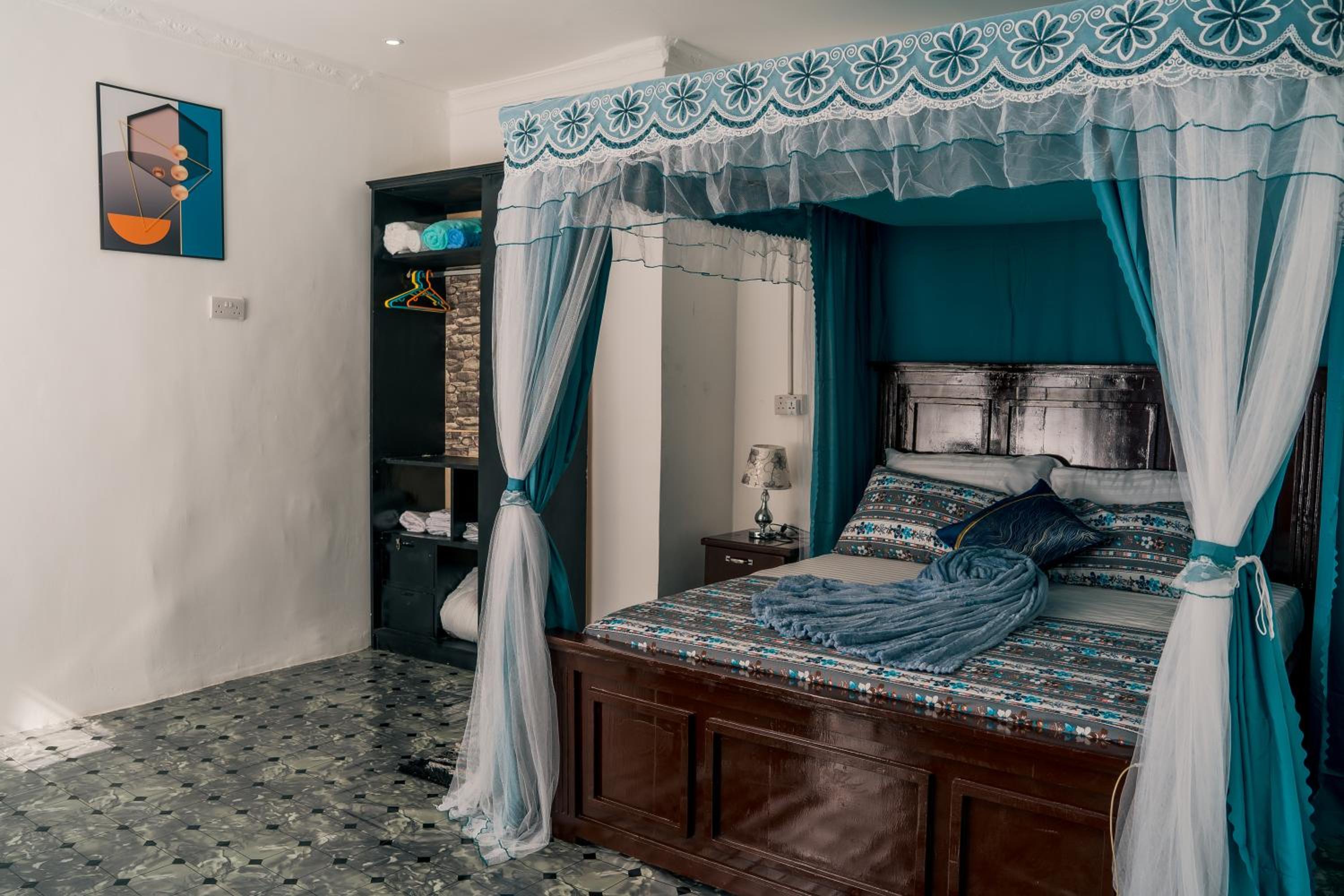 Double Room With Private Bathroom