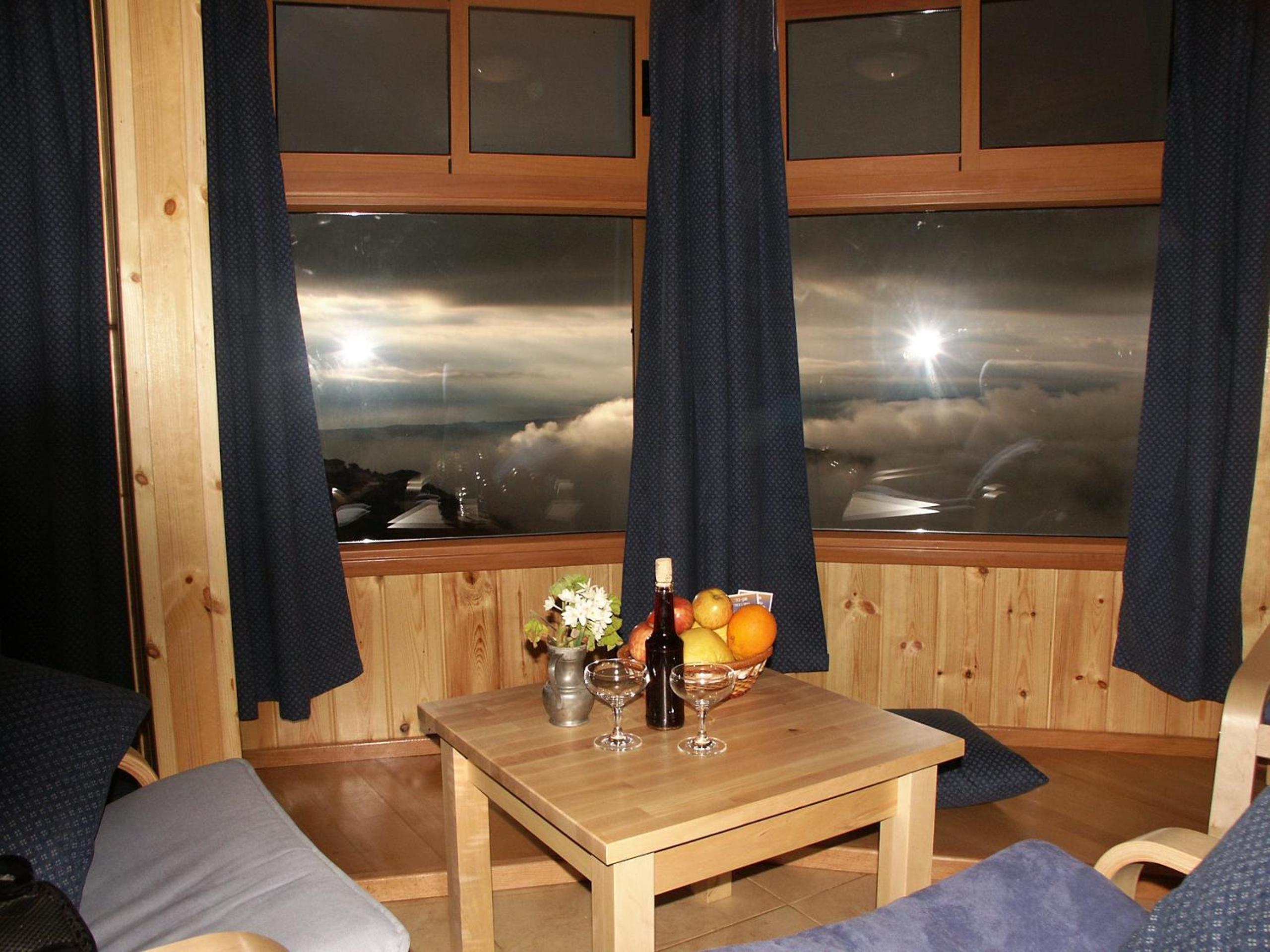 Deluxe Suite with Spa Bath (Kineret) - Photo 4