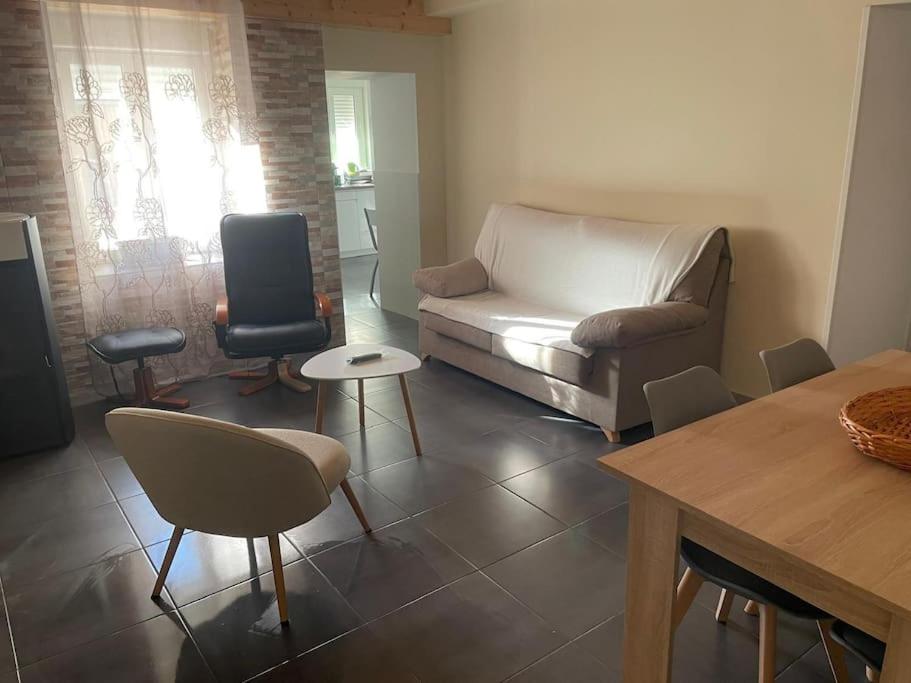 Casa de cinco habitaciones