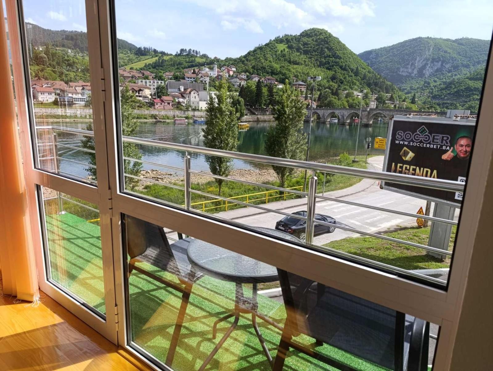 One-Bedroom Apartment with Balcony and City View