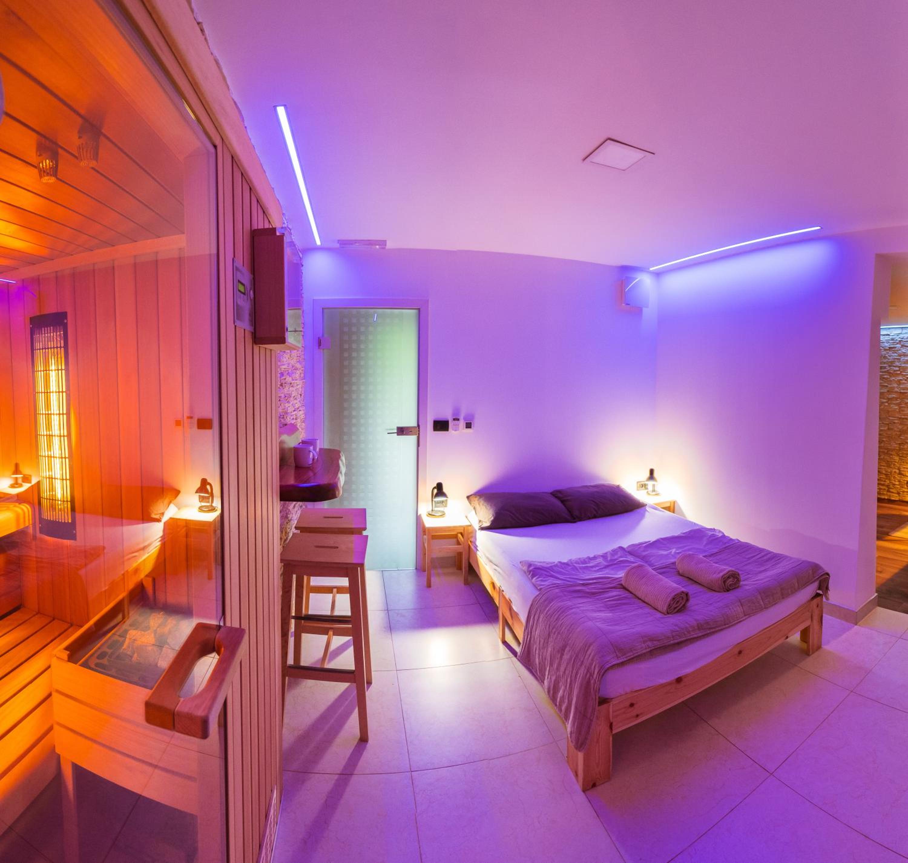 One-Bedroom Apartment - Photo 10