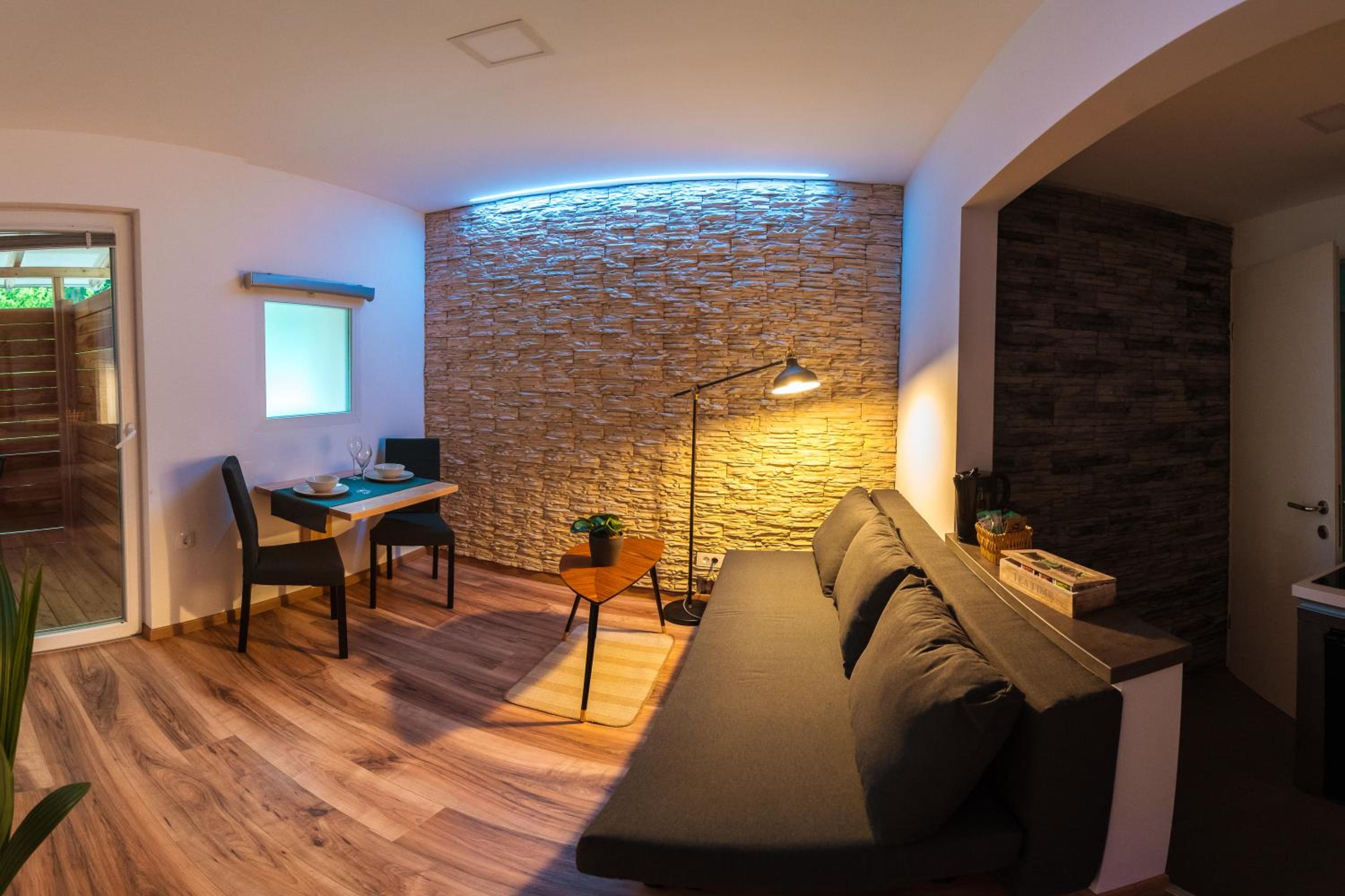One-Bedroom Apartment - Photo 1