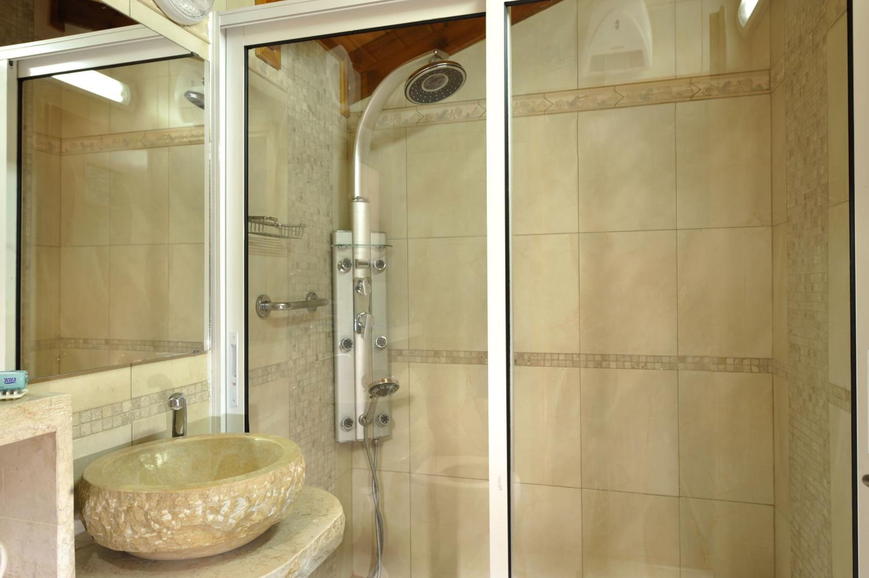 Two-Bedroom House (Ha-Bustan) - Photo 11