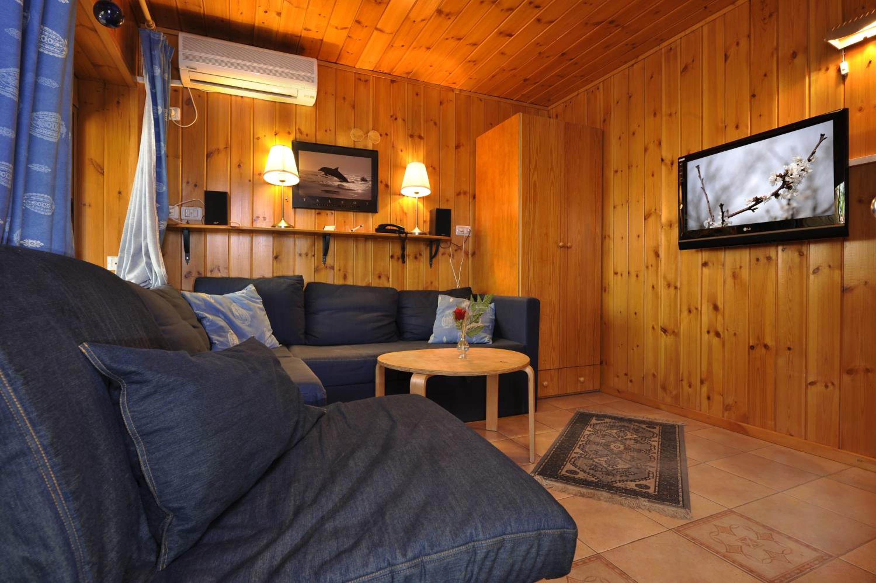 Two-Bedroom House (Ha-Bustan) - Photo 10