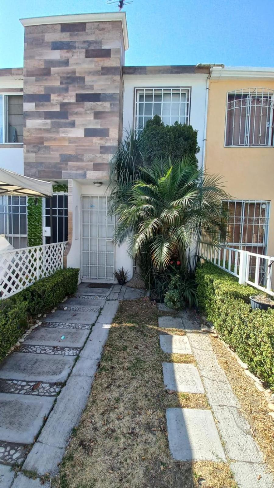 Two-Bedroom House photo 2