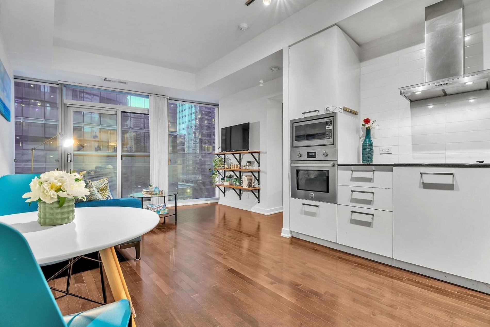 One-Bedroom Apartment thumbnail 5