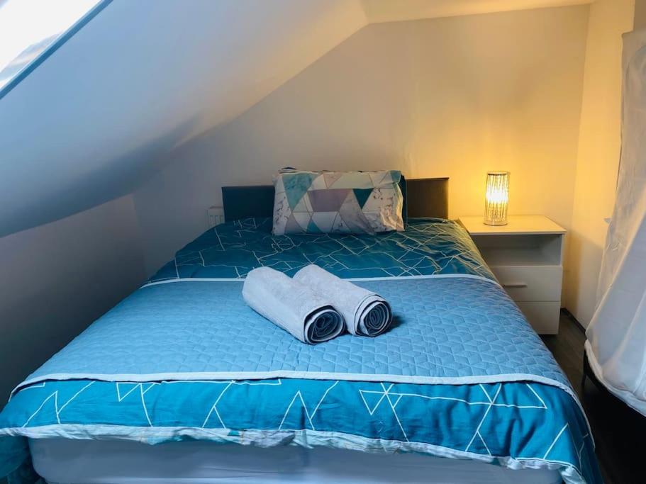 Three-Bedroom House photo 1