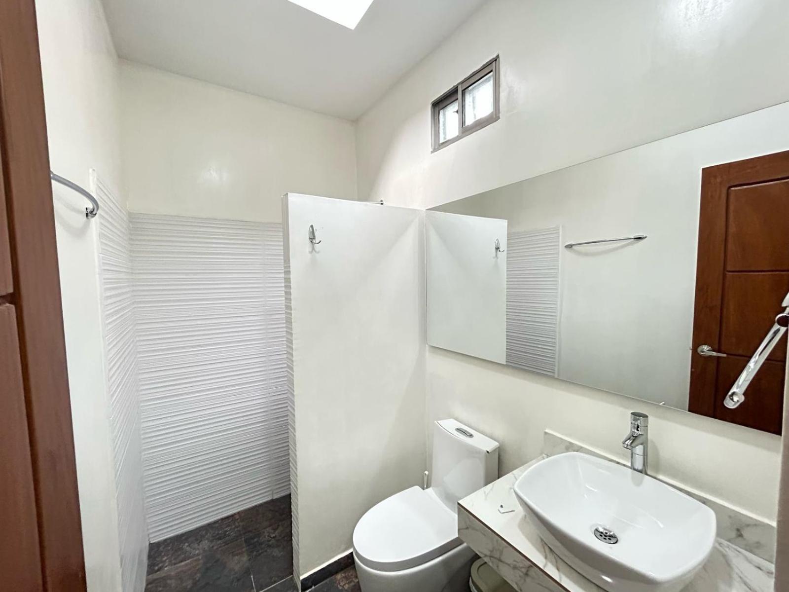 One-Bedroom House photo 3