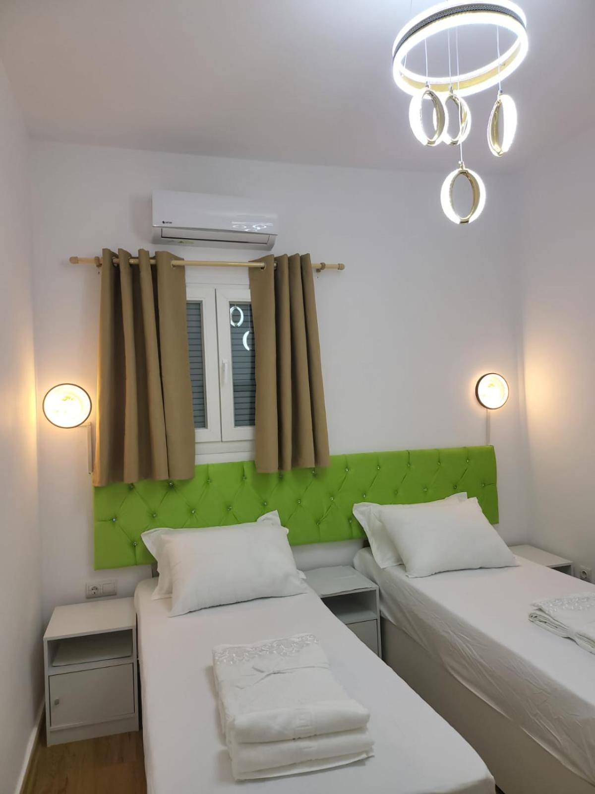 Family Two-Bedroom Apartment with View photo 3