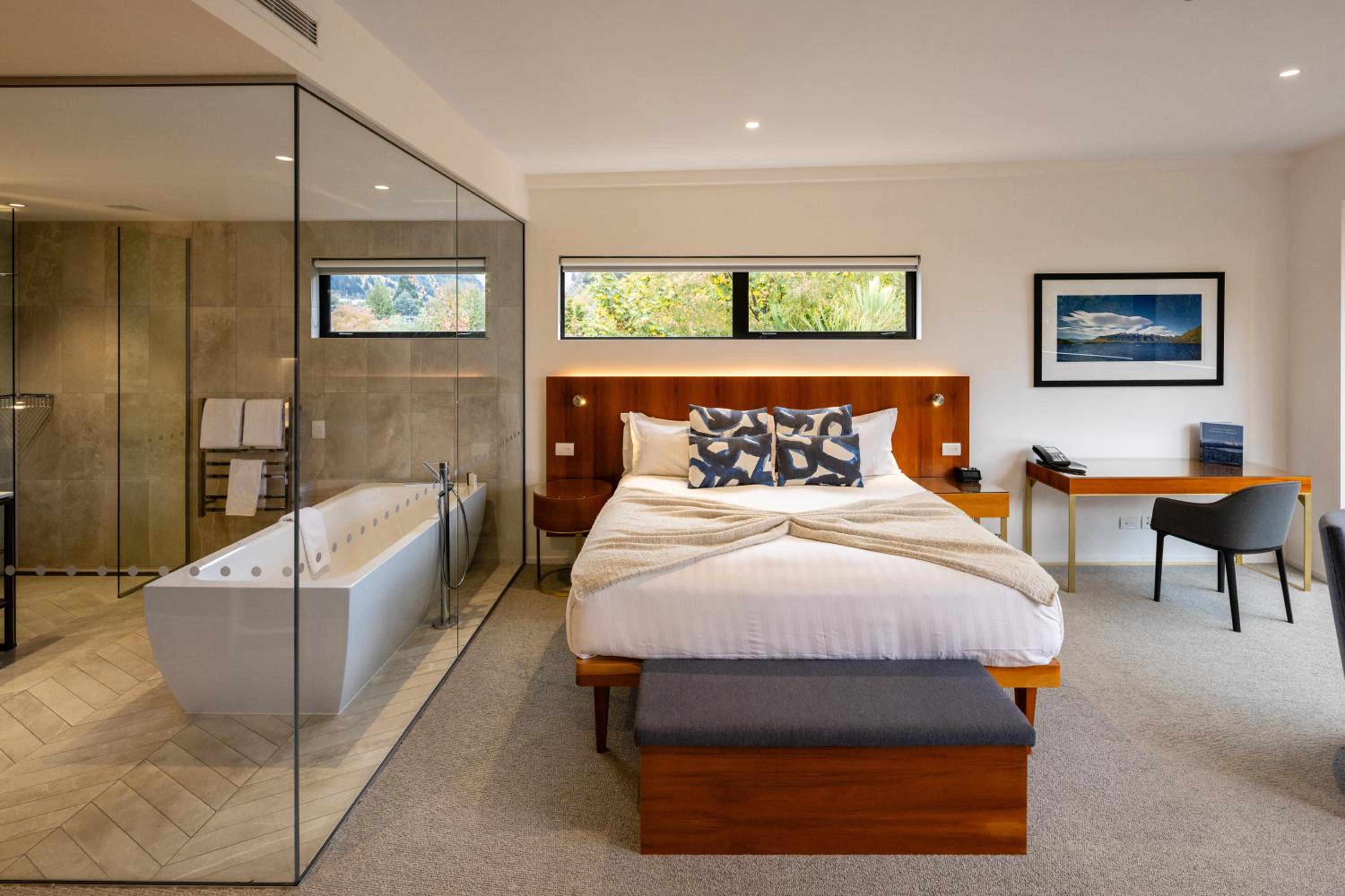 Remarkables View Junior Suite - Photo 1