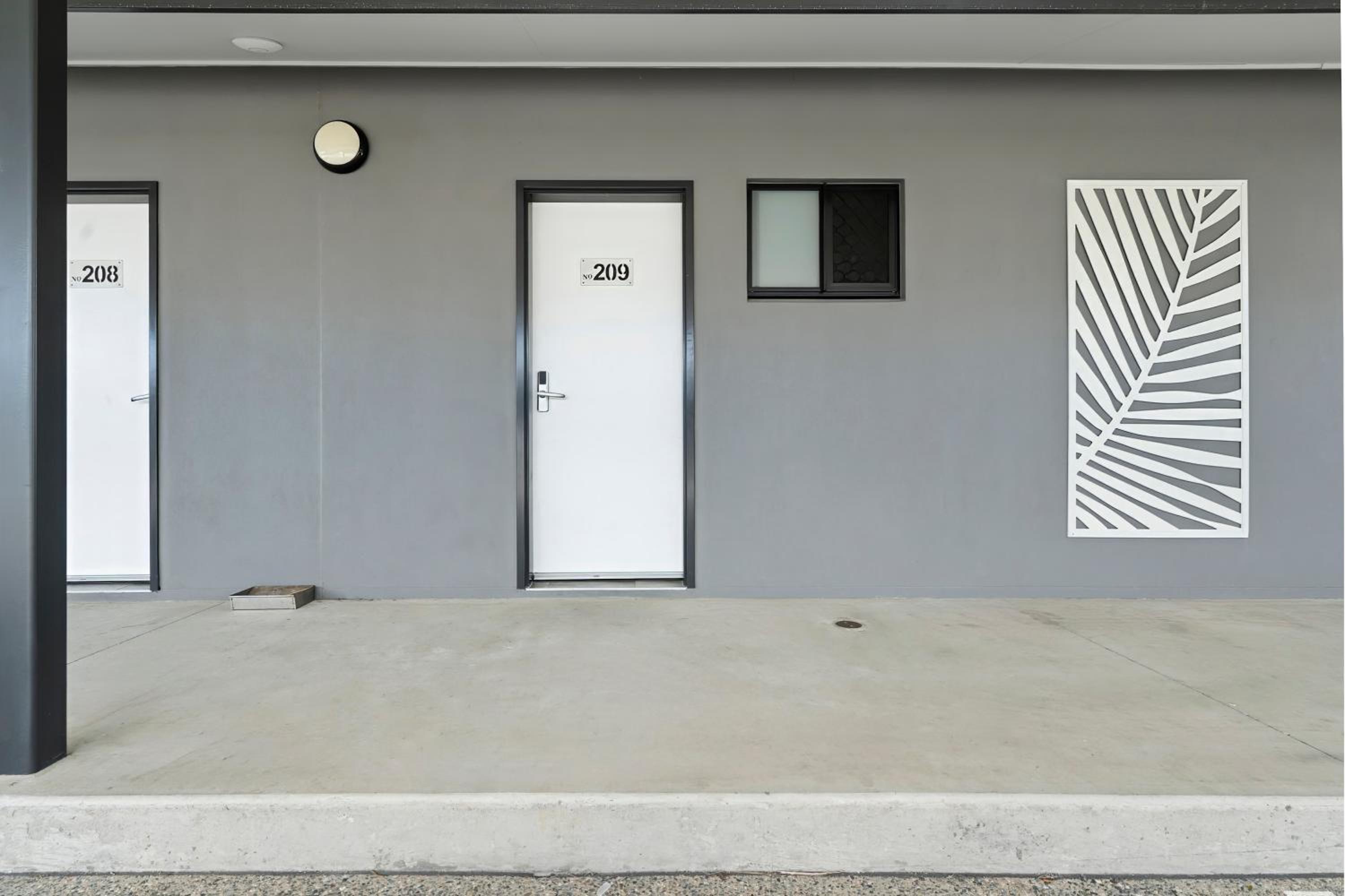 Triple Room - Non Smoking/Ground floor photo 2