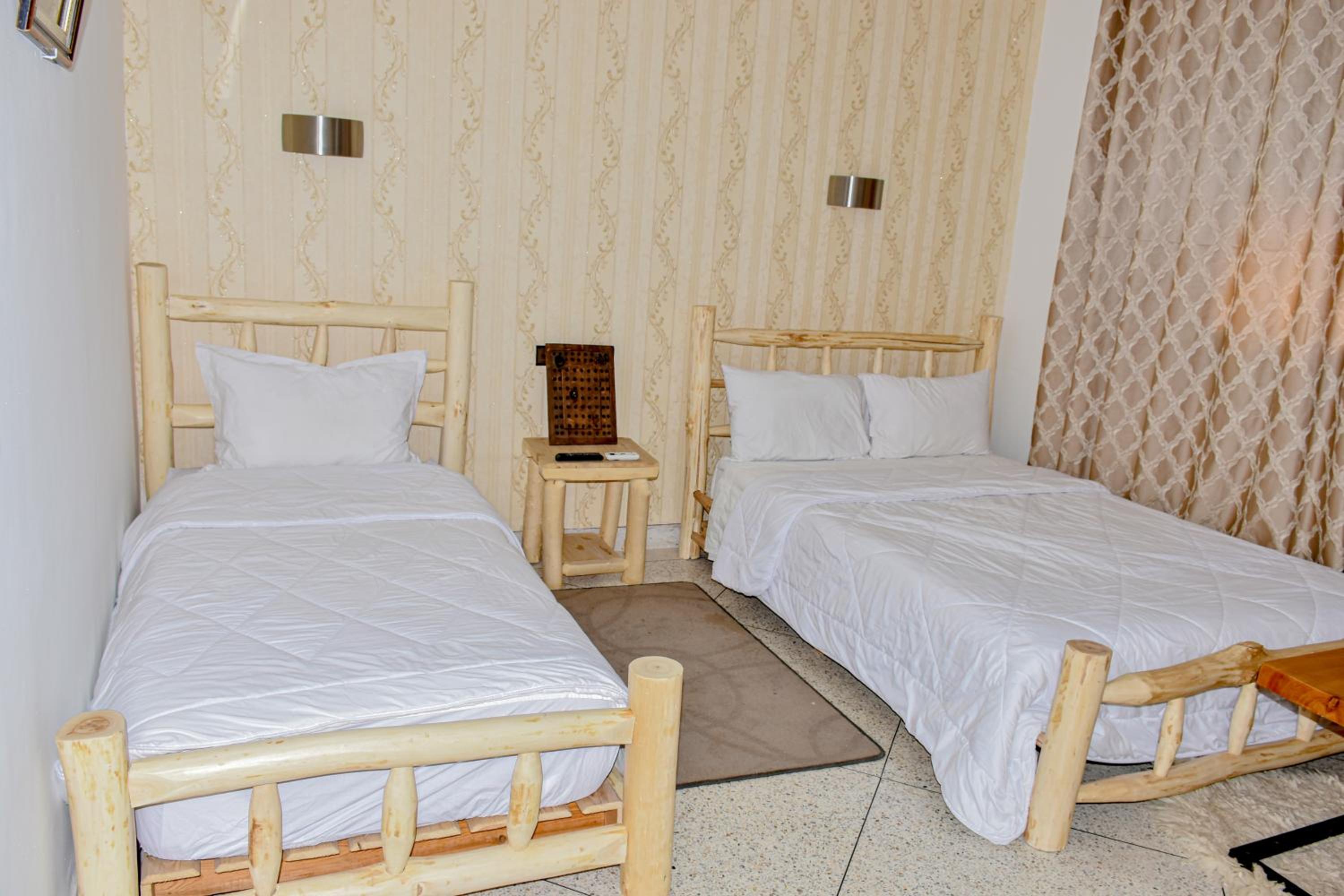 Standard Double or Twin Room photo 2