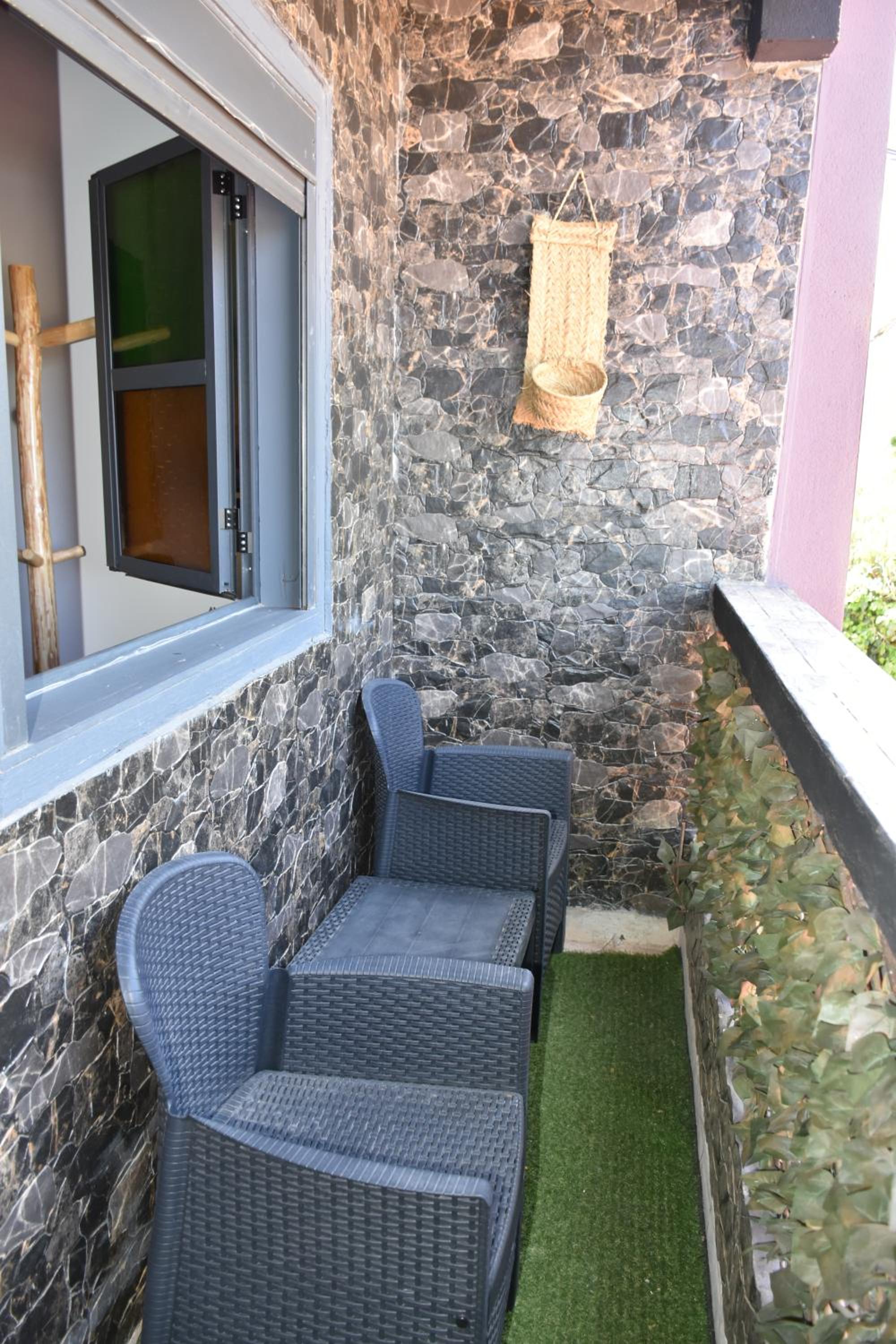 Double Room with Garden View - Photo 5
