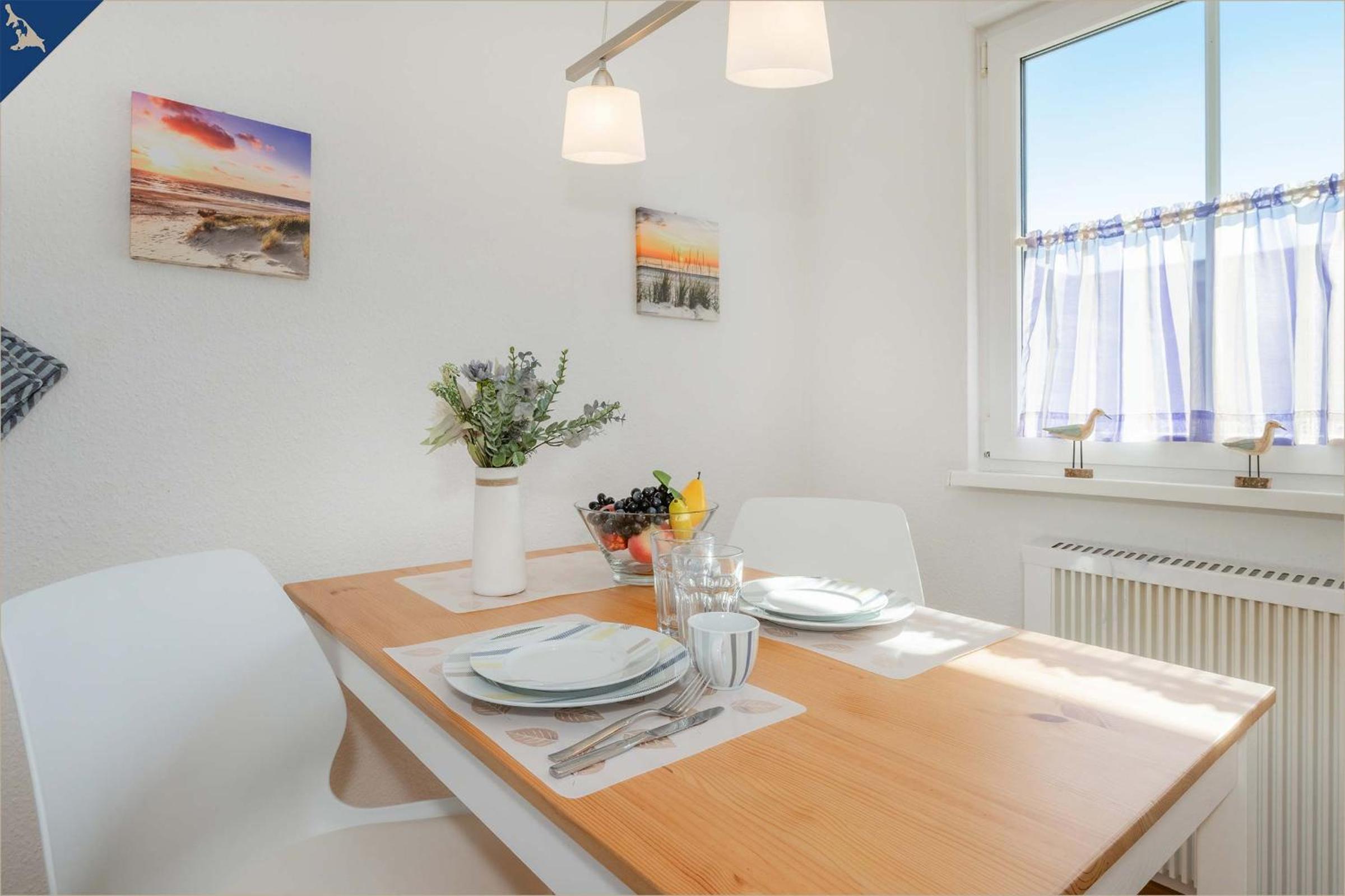 Apartment with Terrace photo 3