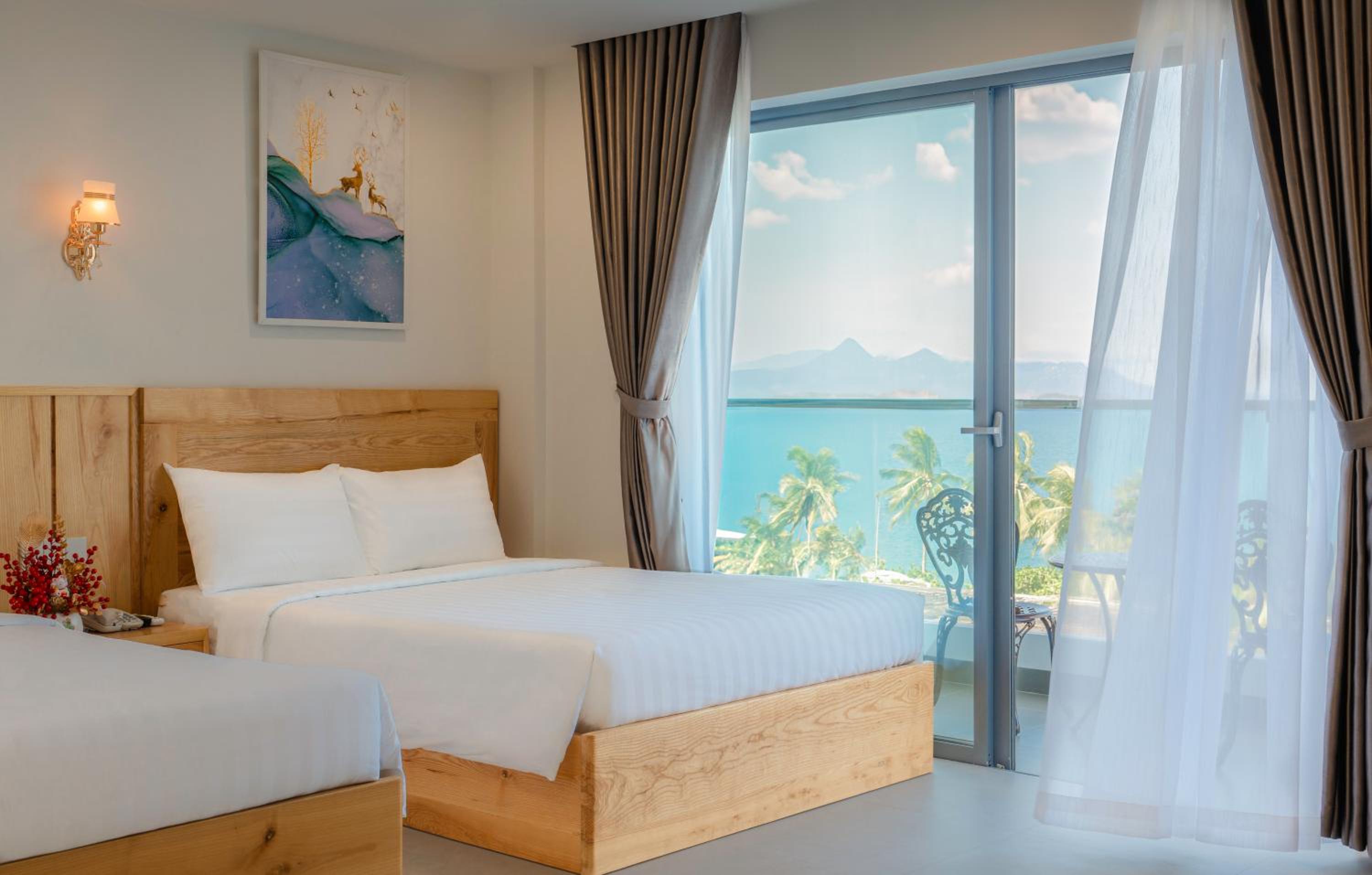 Superior Twin Room with Sea View