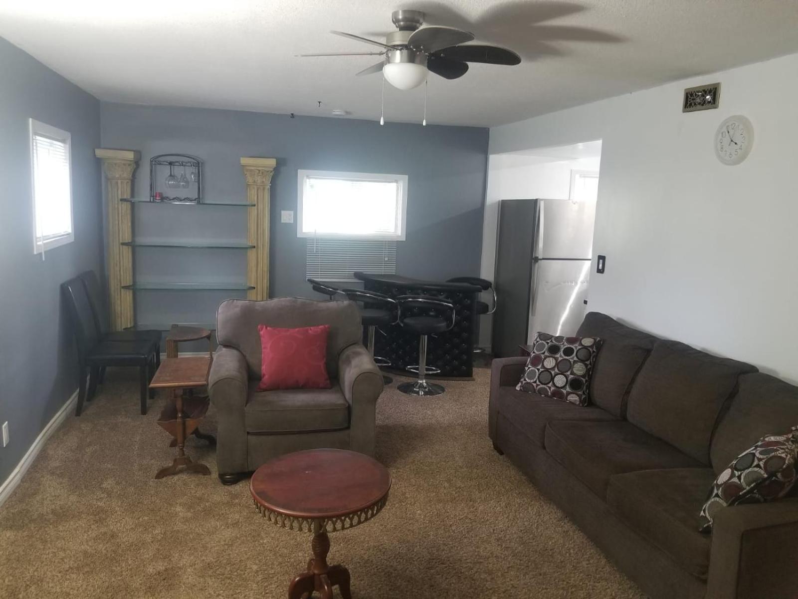 Two-Bedroom House photo 3