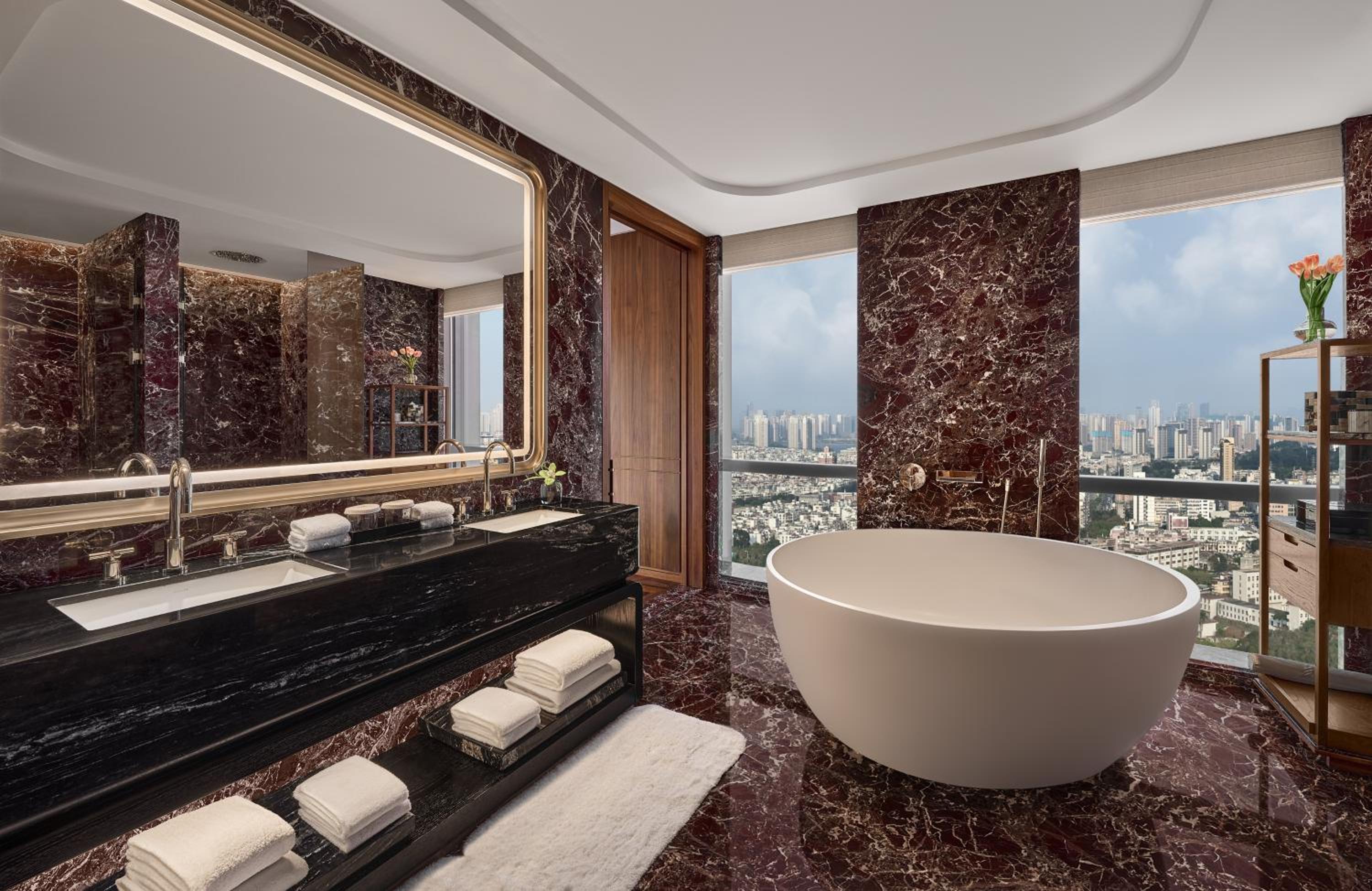 Waldorf Astoria Suite - Photo 7