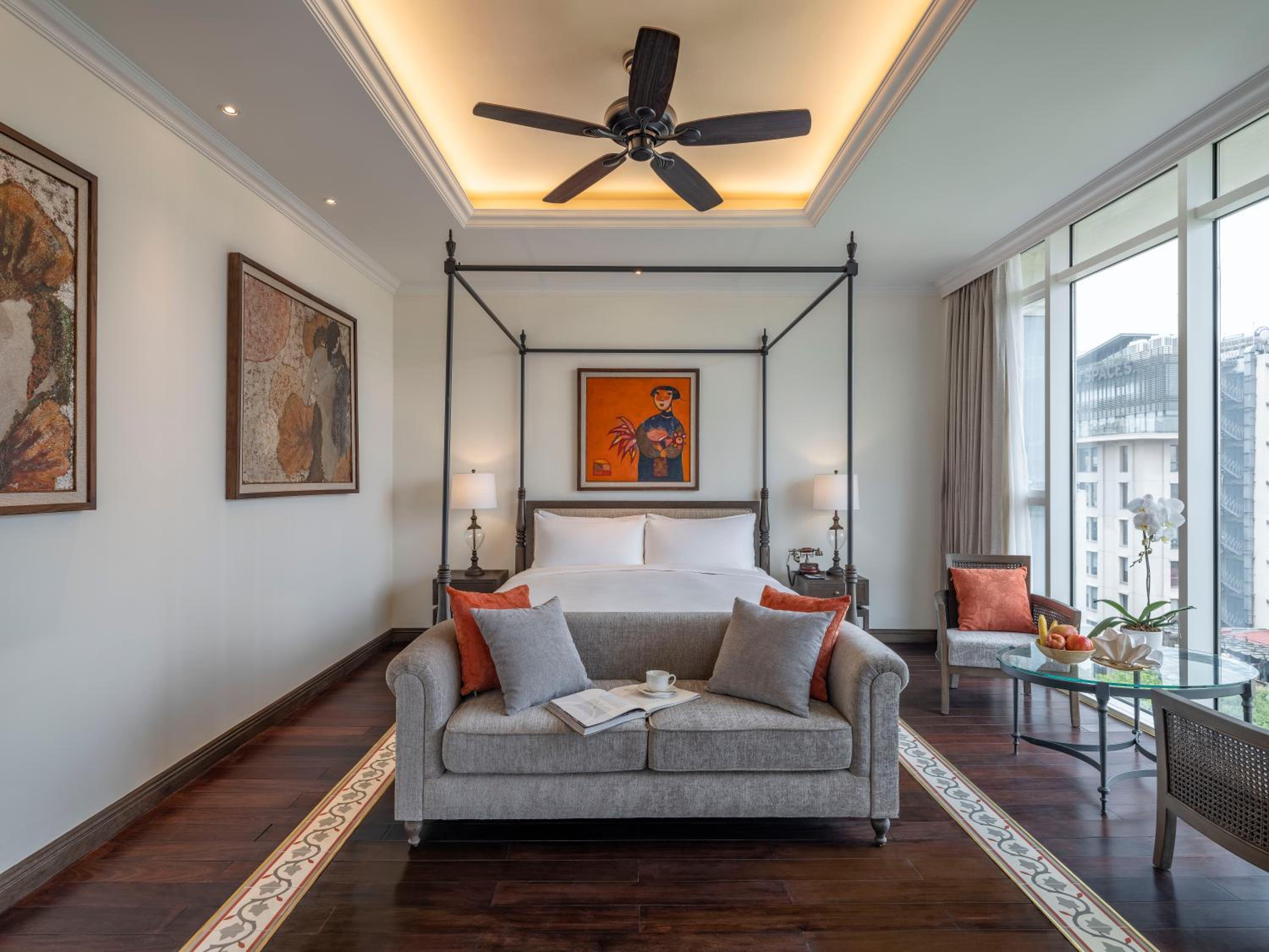 Executive Suite