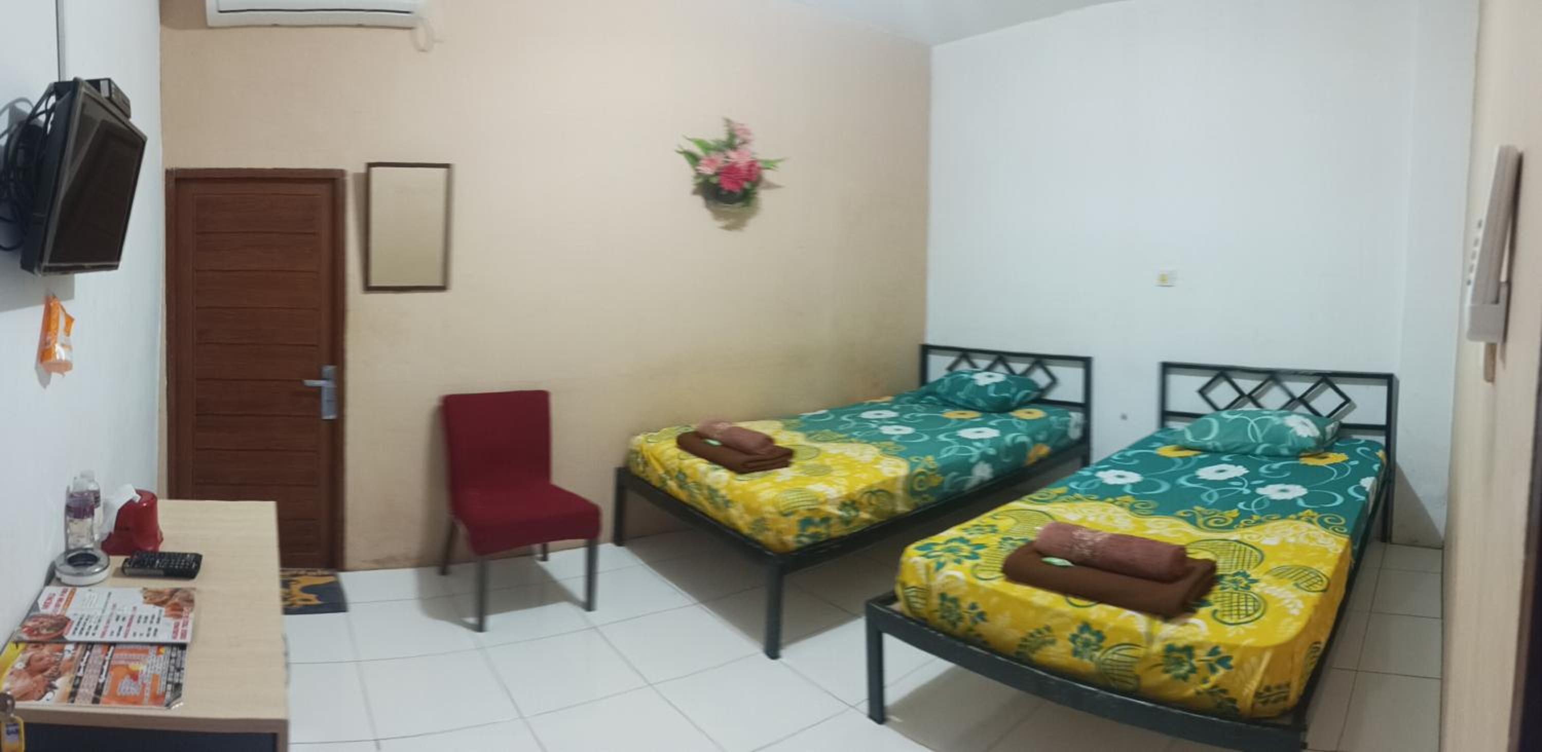 Standard Twin Room photo 3