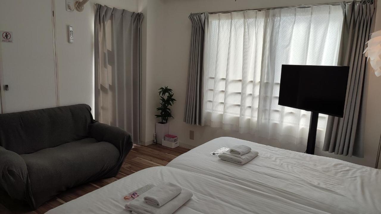 One-Bedroom Apartment photo 3