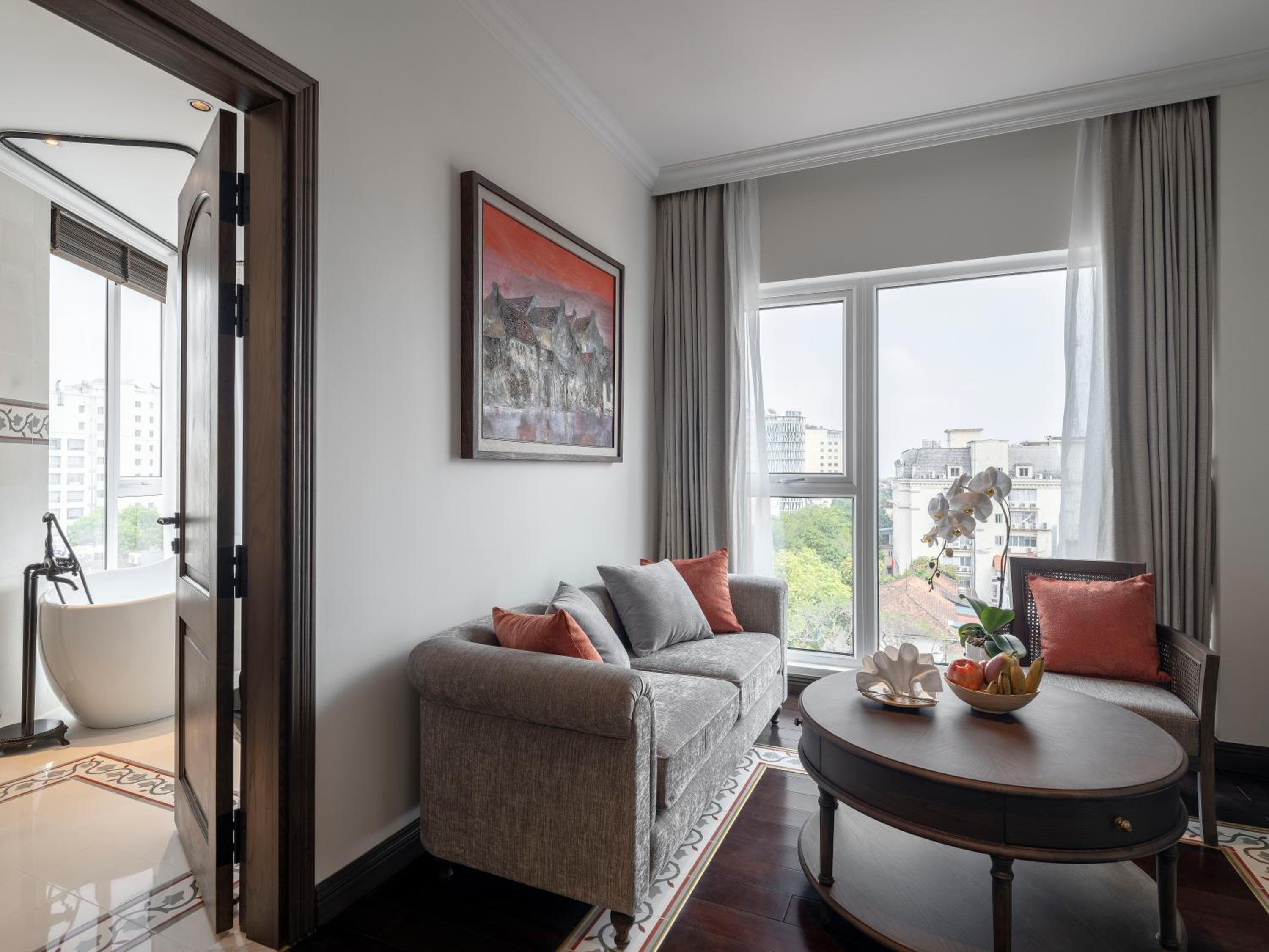 Deluxe Suite